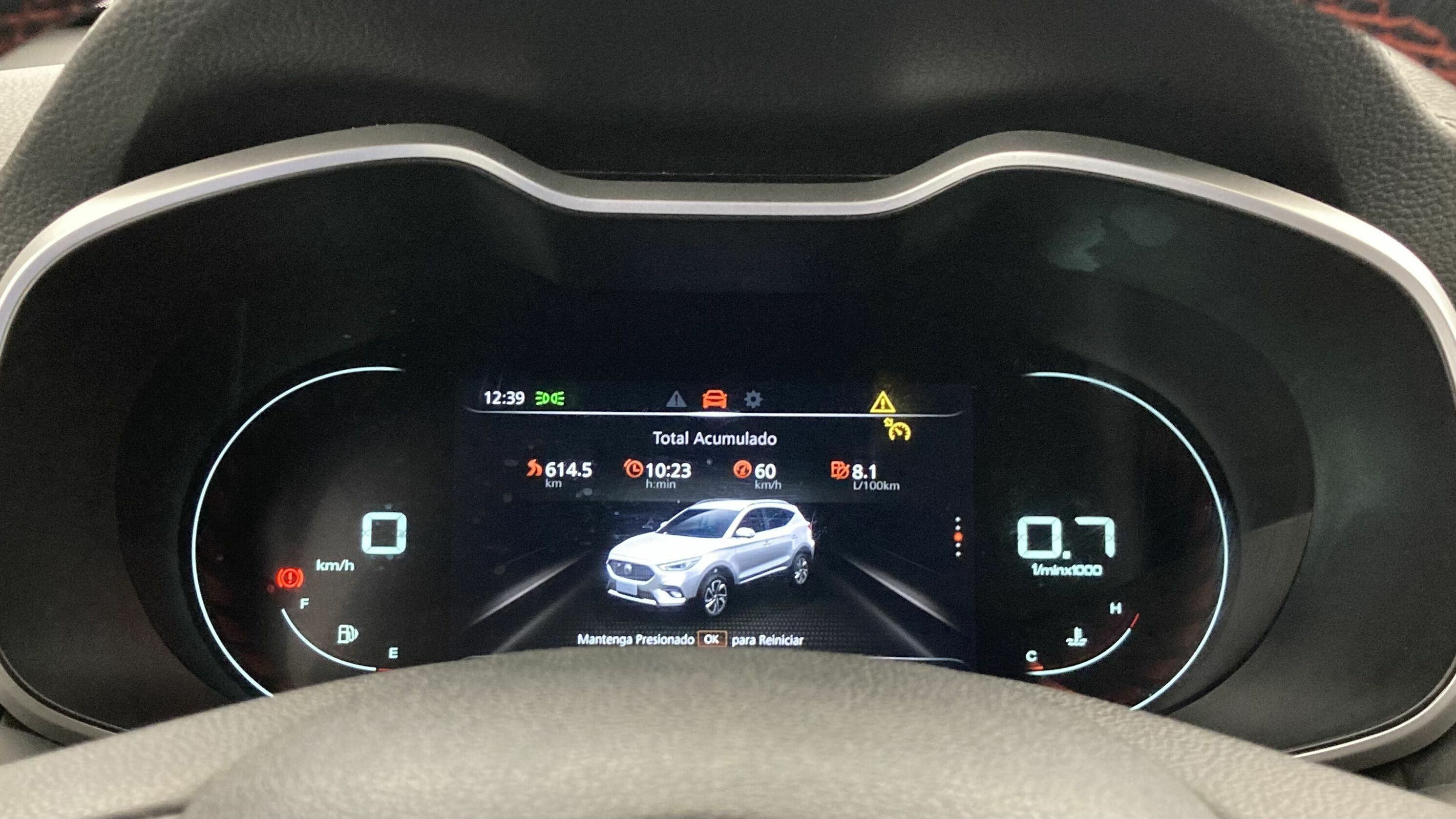 mg zs luxury 1.5 VTI-TECH 106 2023 red 18