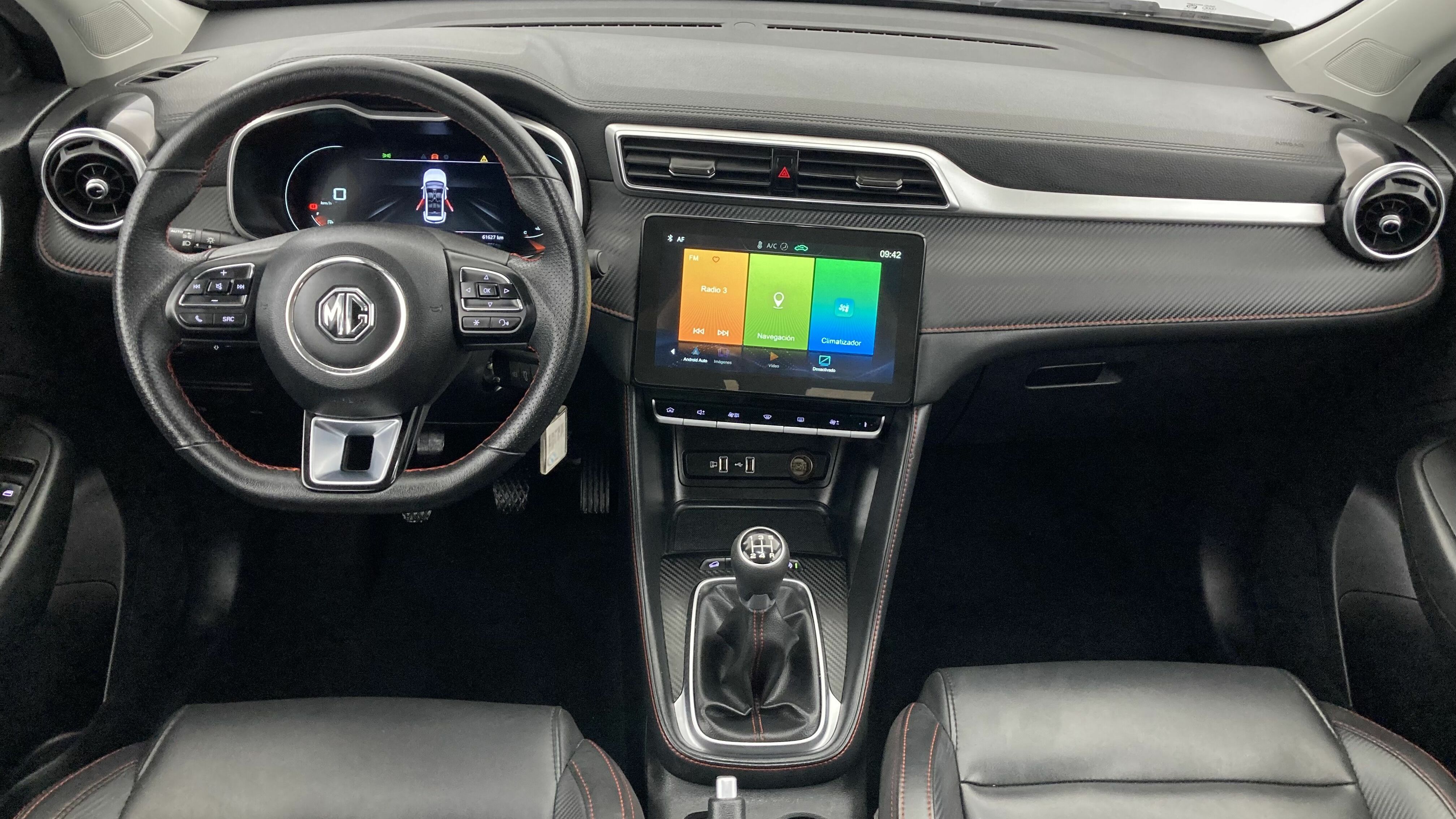 mg zs luxury 1.5 VTI-TECH 106 2023 silver 16