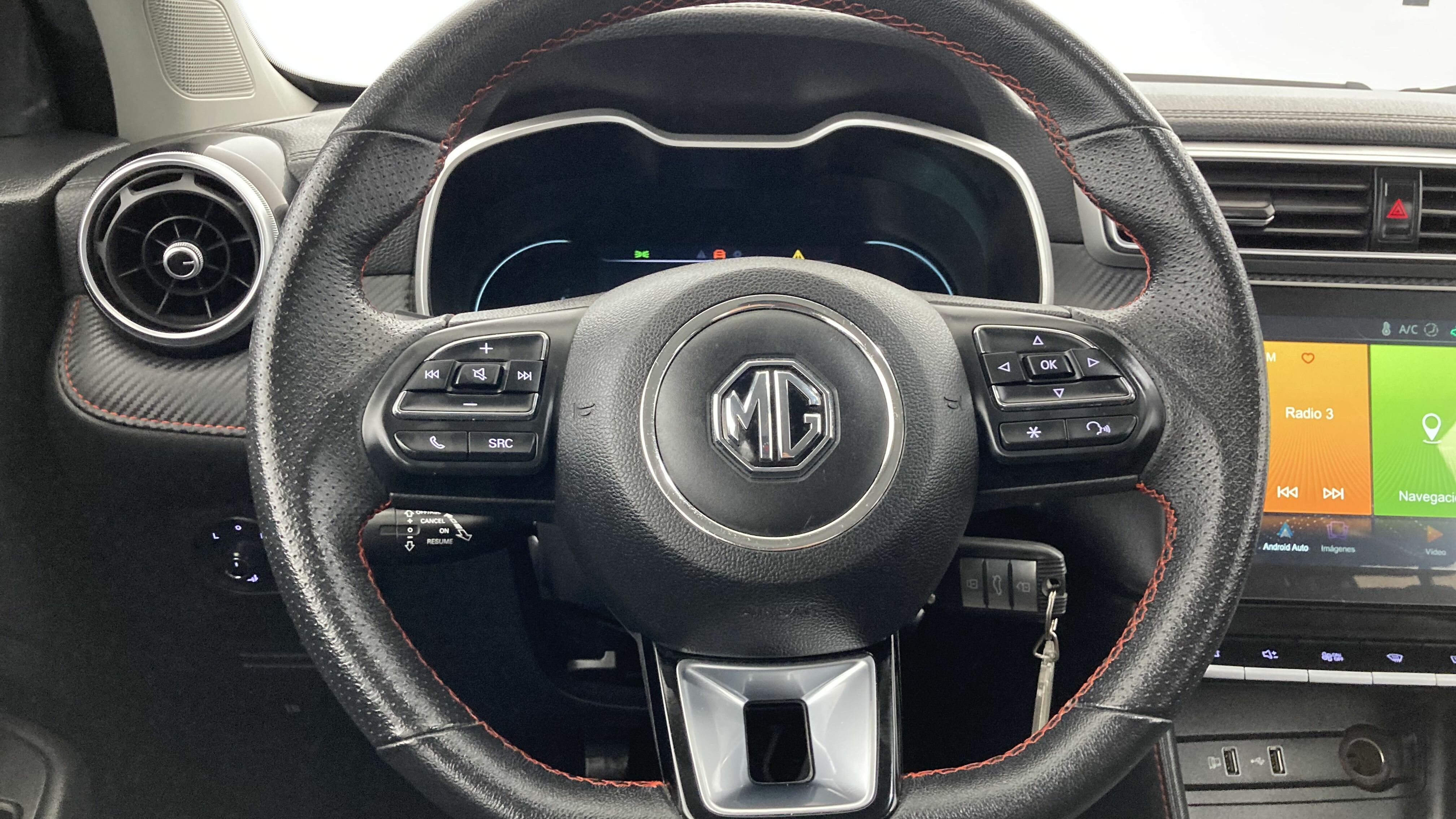 mg zs luxury 1.5 VTI-TECH 106 2023 silver 17