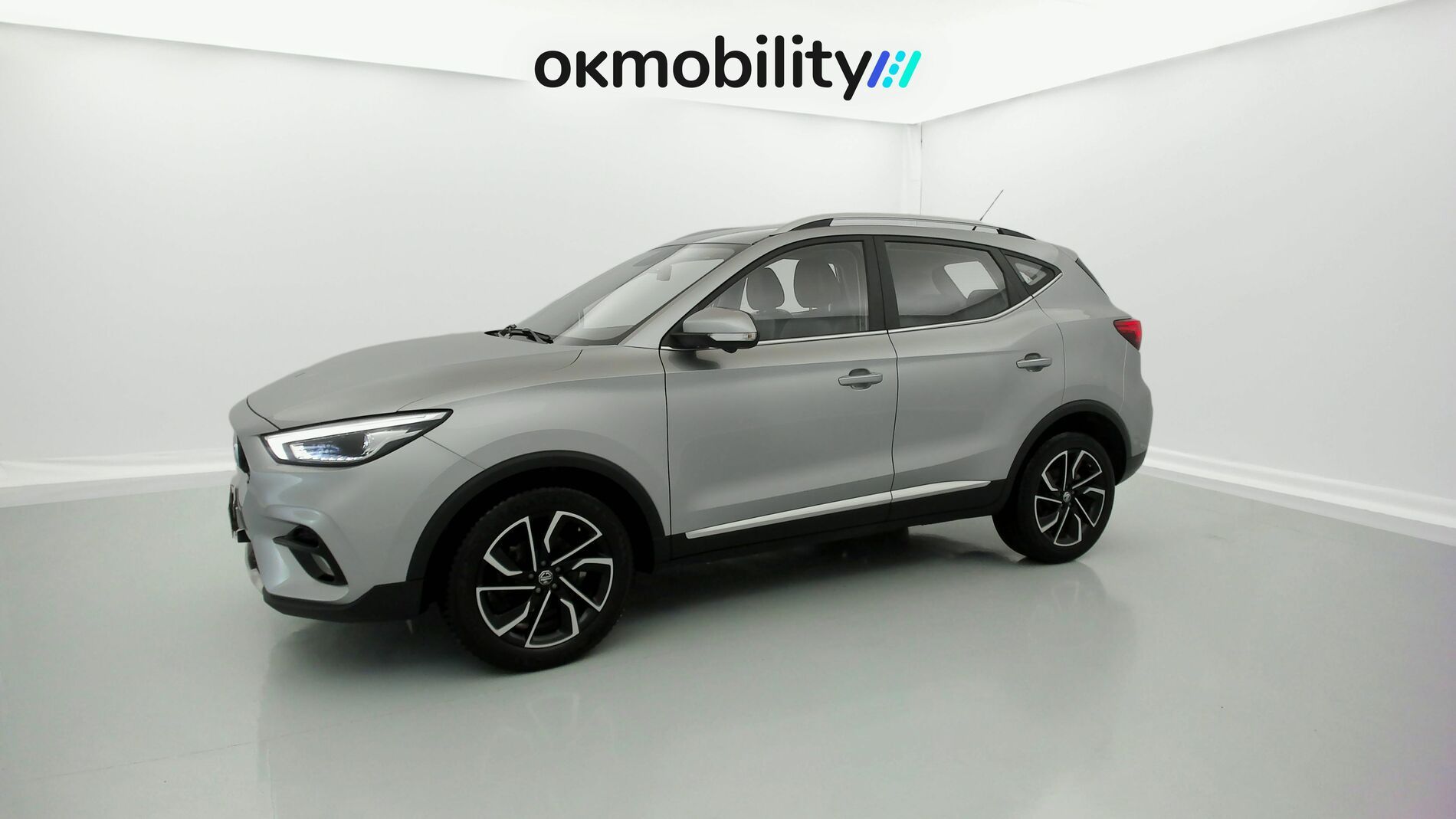 mg zs luxury 1.5 VTI-TECH 106 2023 silver 5