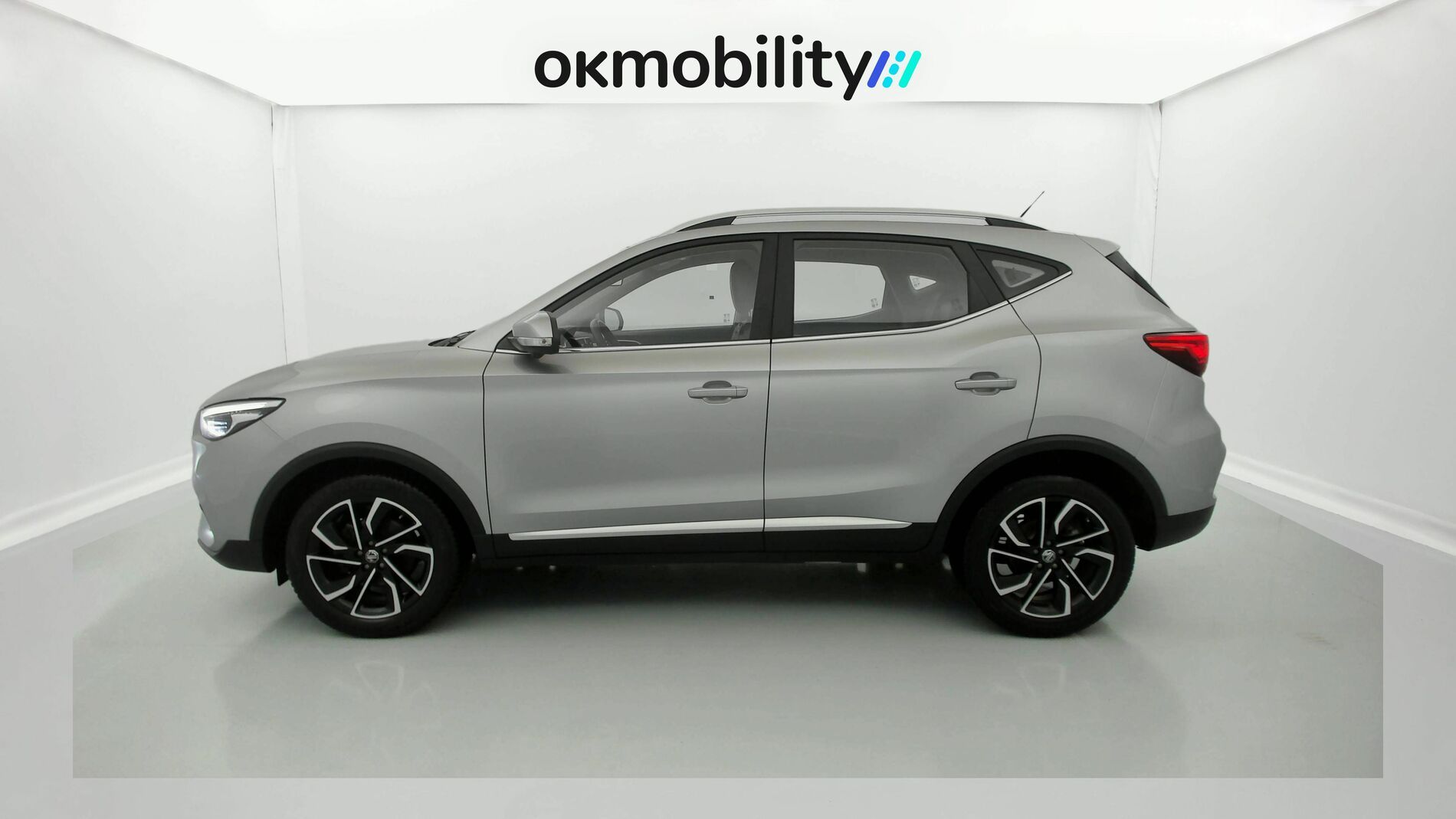 mg zs luxury 1.5 VTI-TECH 106 2023 silver 7