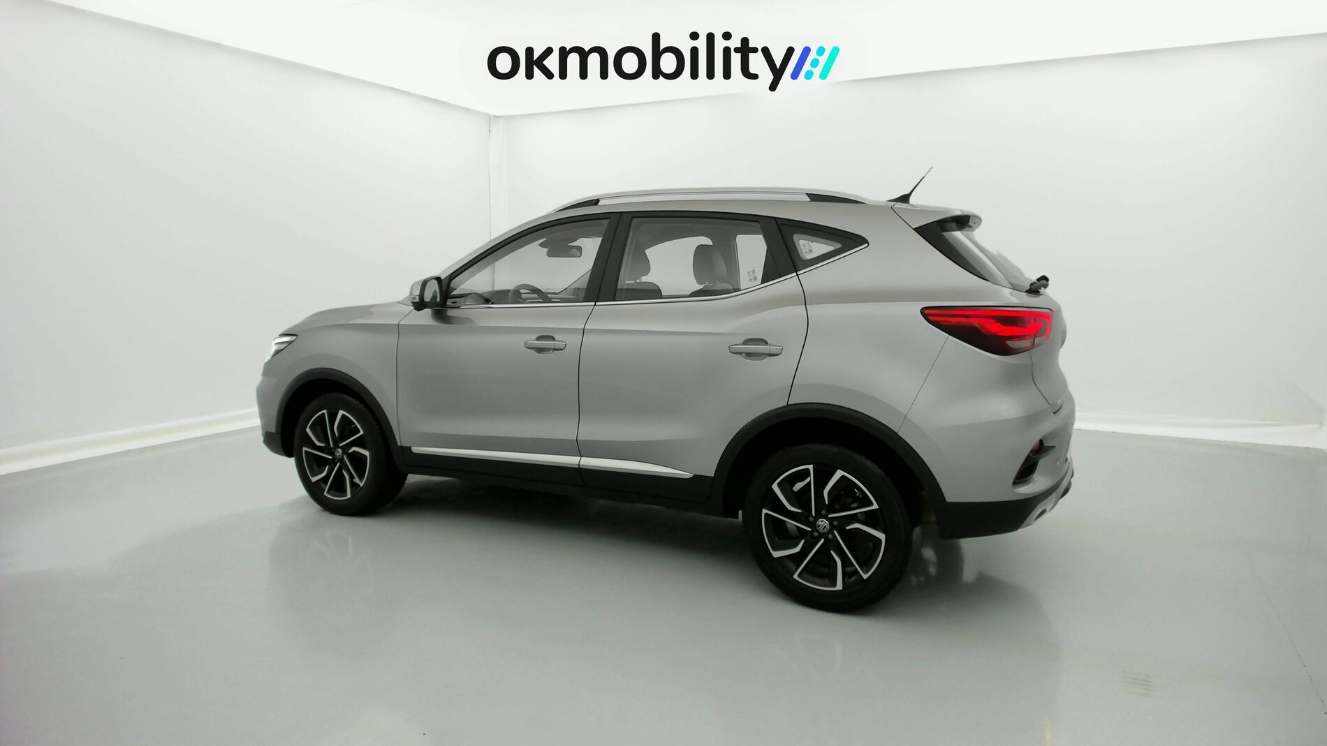 mg zs luxury 1.5 VTI-TECH 106 2023 silver 8