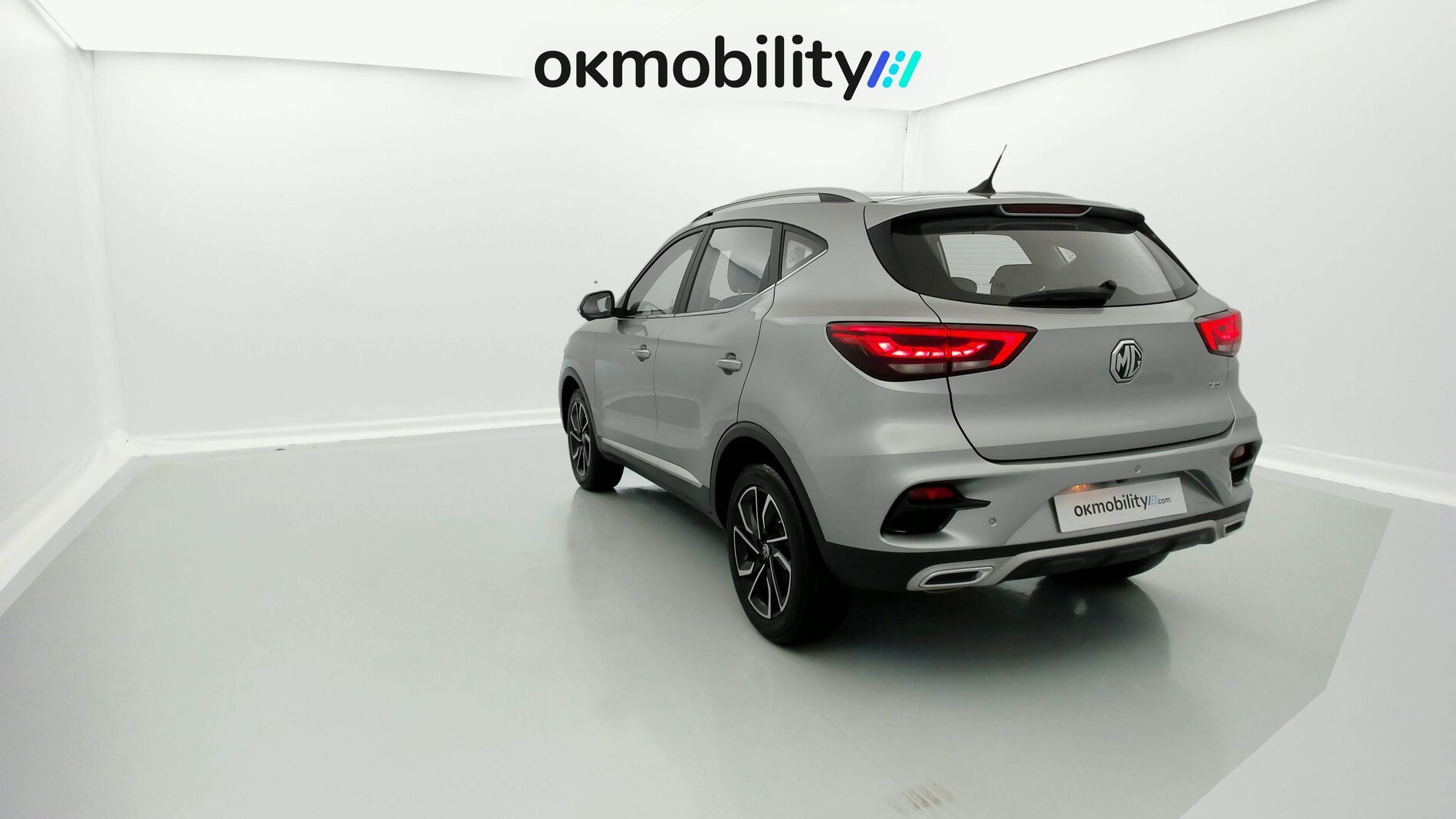 mg zs luxury 1.5 VTI-TECH 106 2023 silver 9