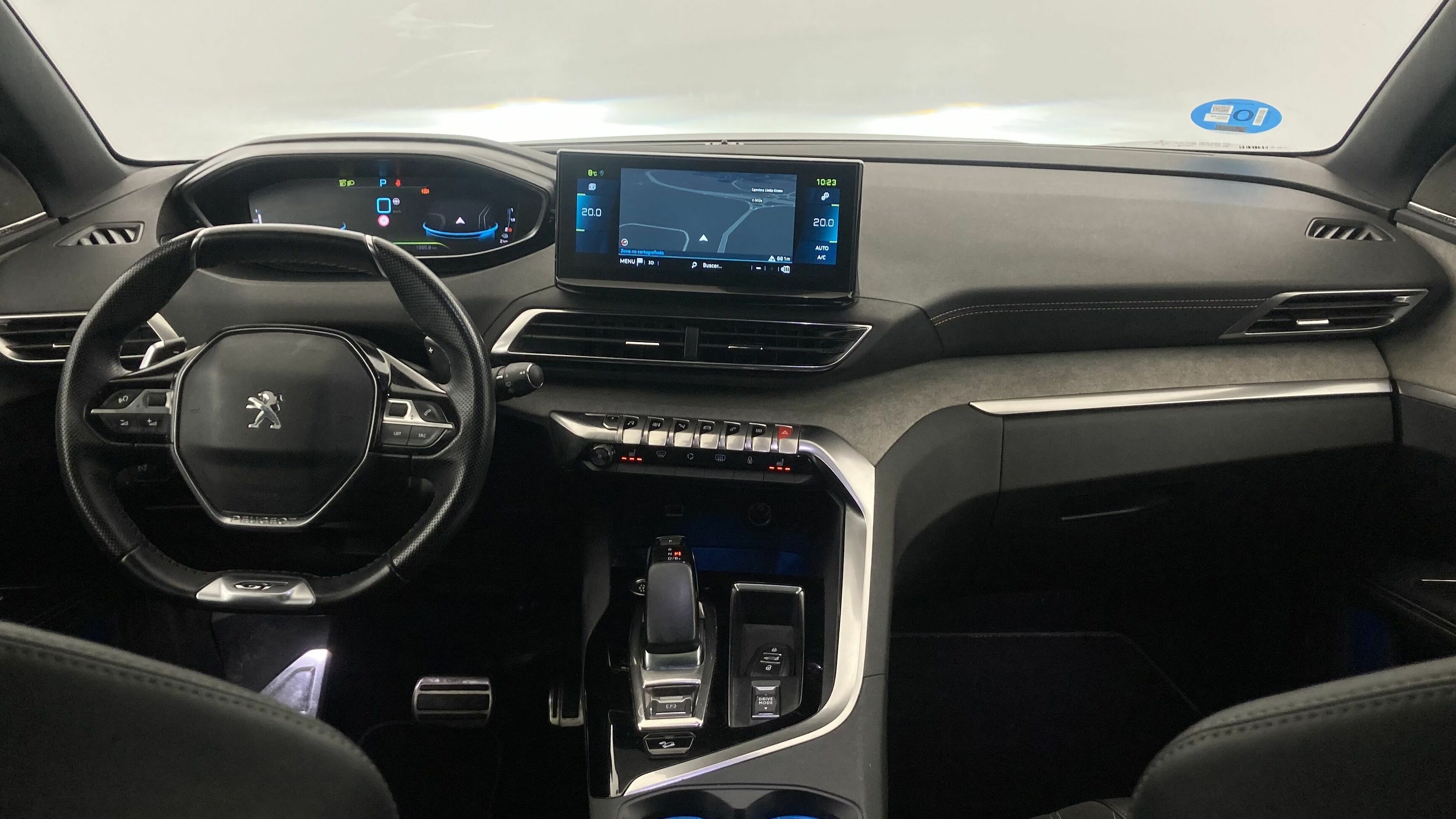 peugeot 3008 gt pack 1.6 HYBRID 300 EAT PHEV 2022 gris artense / negro 15