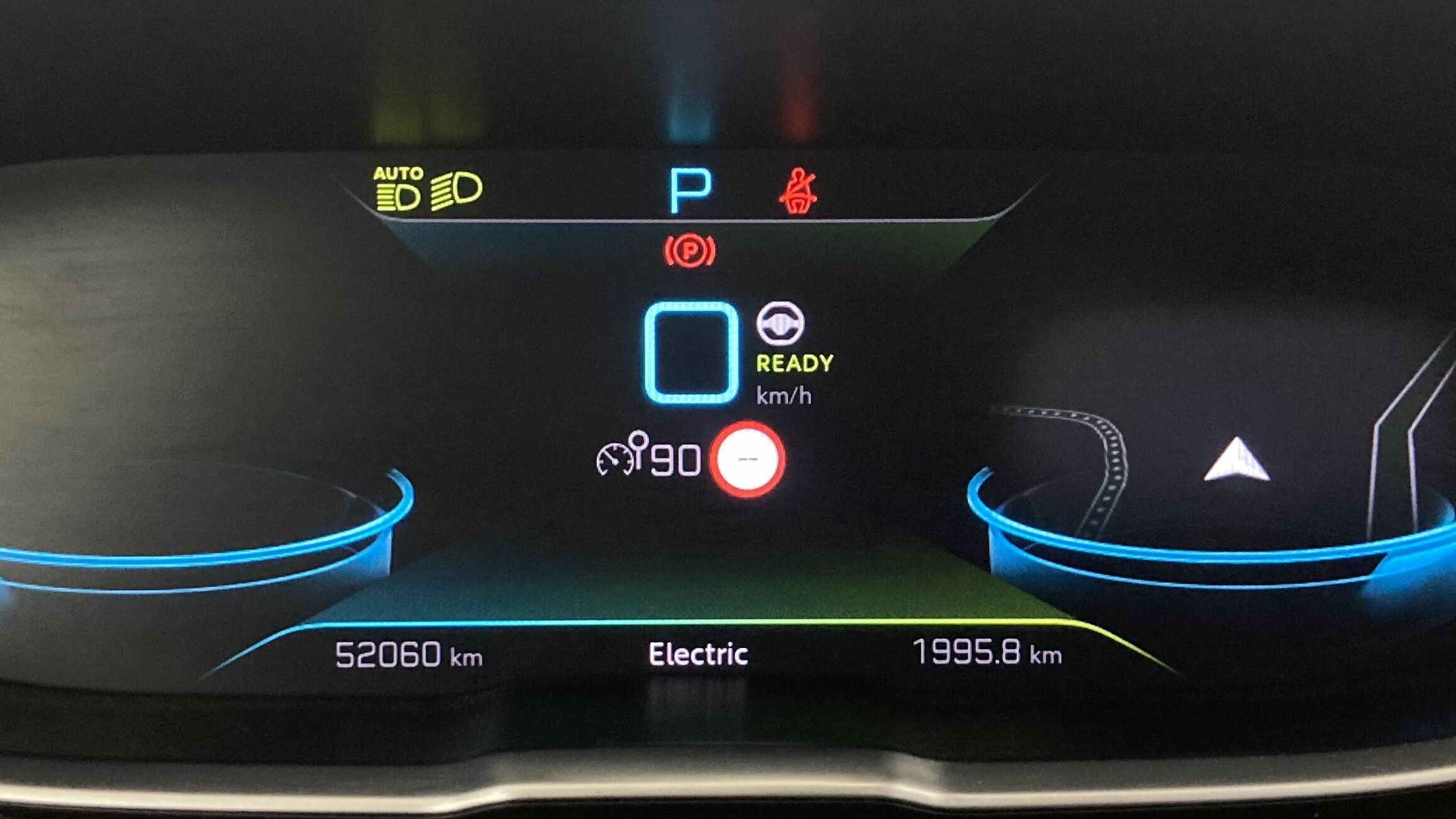 peugeot 3008 gt pack 1.6 HYBRID 300 EAT PHEV 2022 gris artense / negro 17