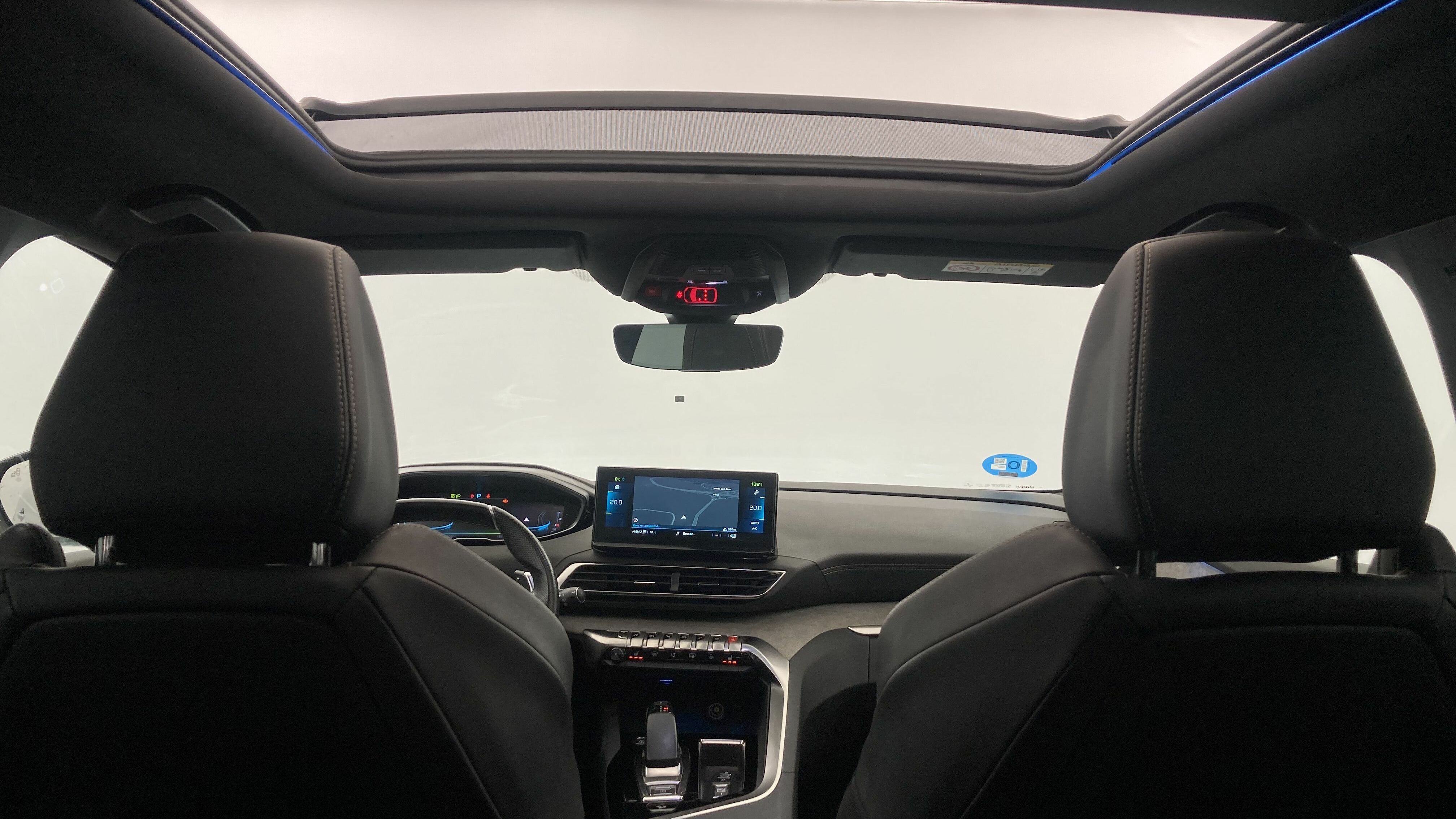 peugeot 3008 gt pack 1.6 HYBRID 300 EAT PHEV 2022 gris artense / negro 31