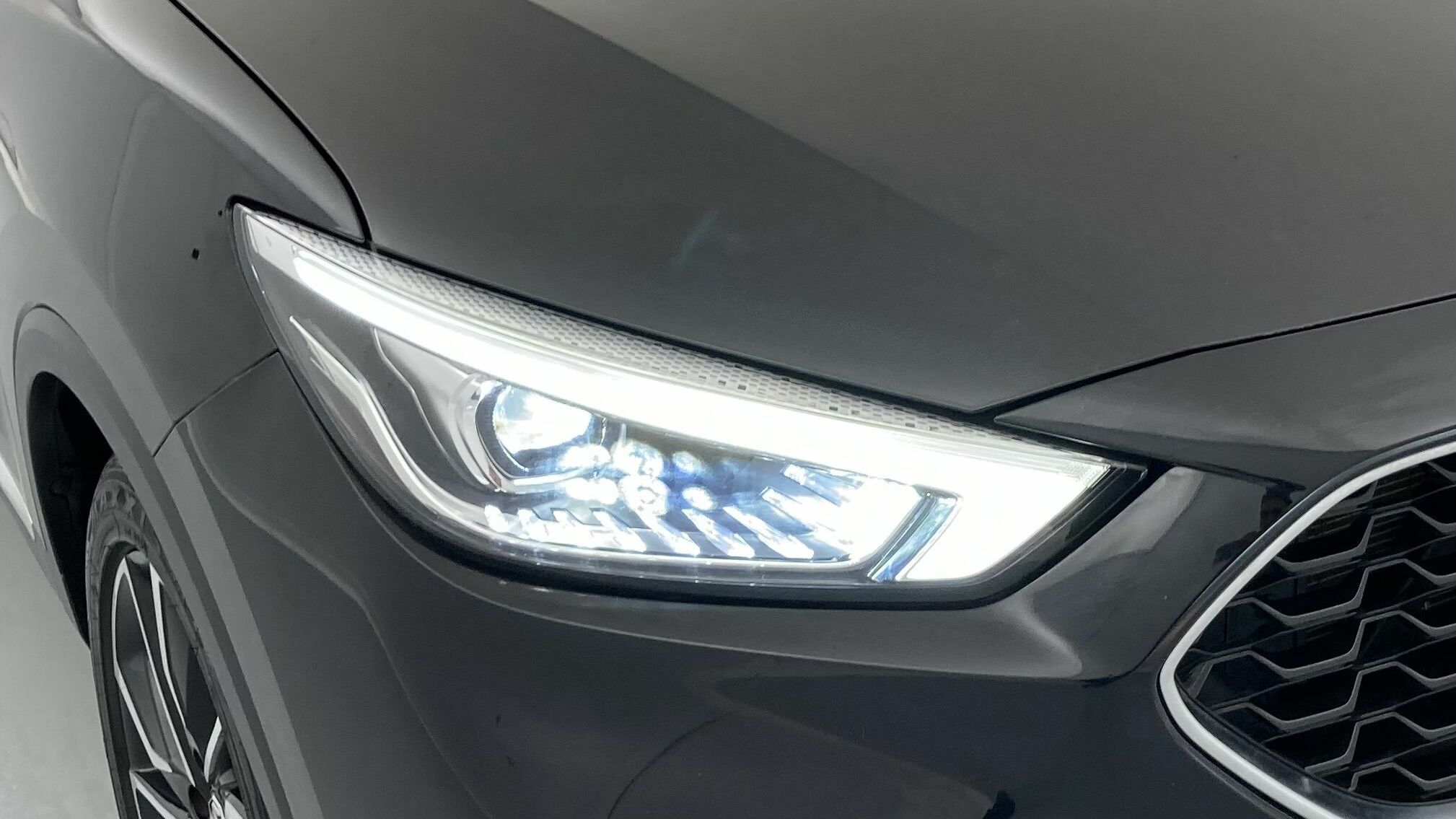 mg zs luxury 1.5 VTI-TECH 106 2023 black 29