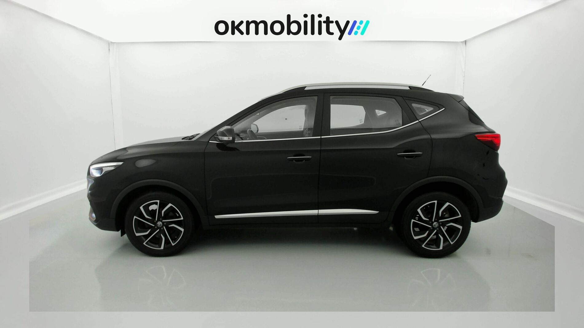 mg zs luxury 1.5 VTI-TECH 106 2023 black 7