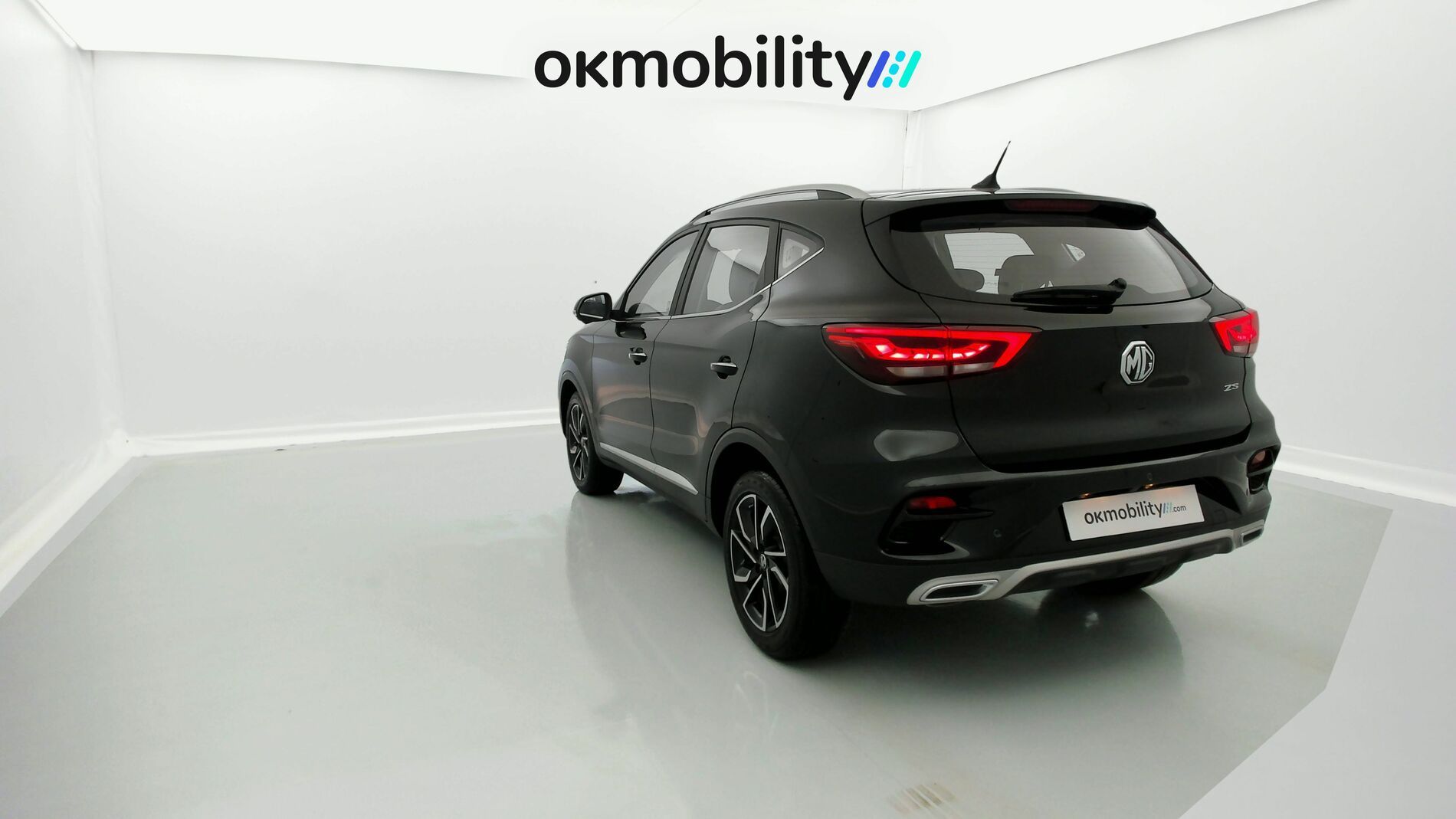 mg zs luxury 1.5 VTI-TECH 106 2023 black 9