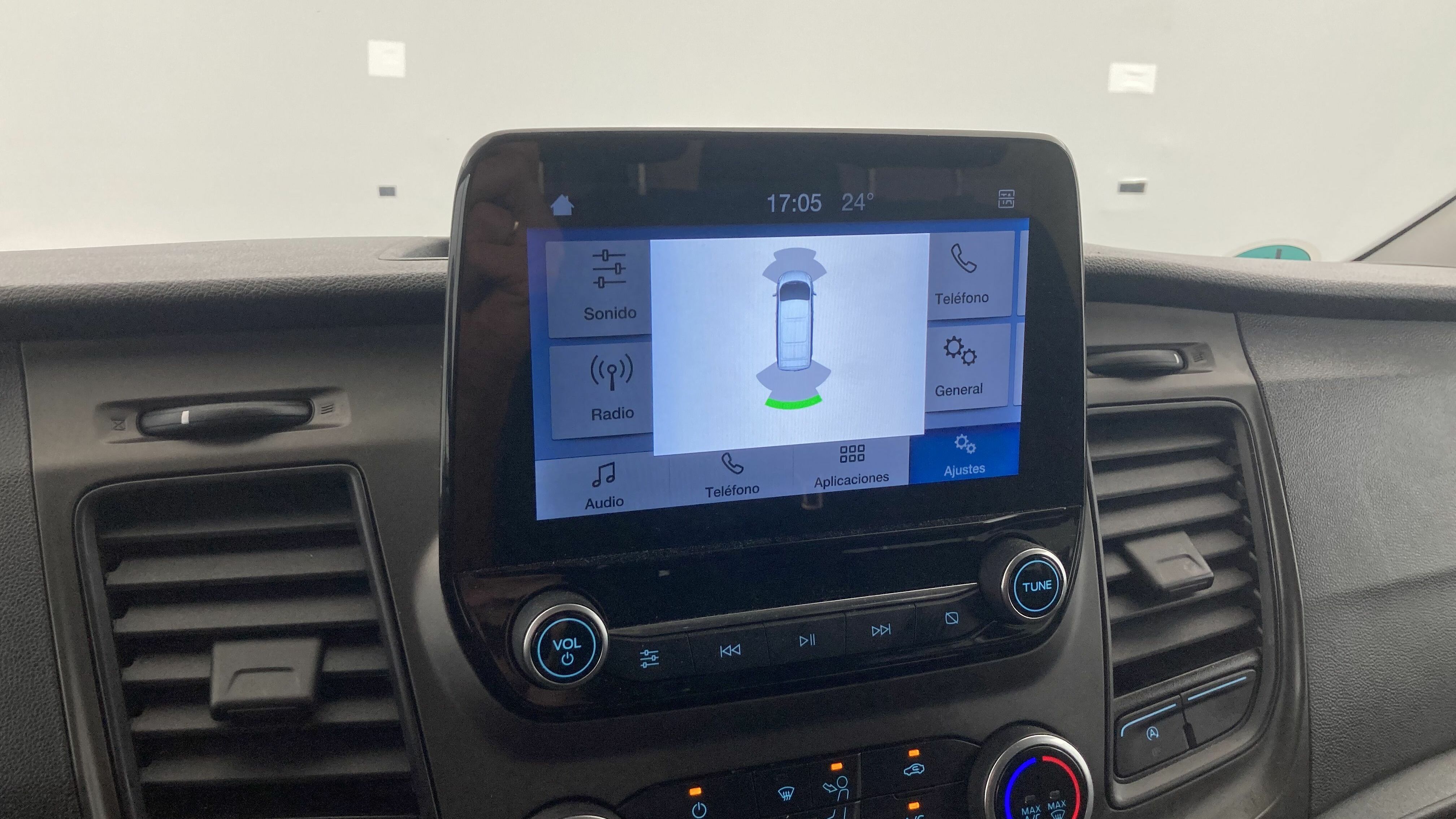 ford transit custom trend l2h1 9pl 2.0 ECOBLUE 130 2023 frozen white 19