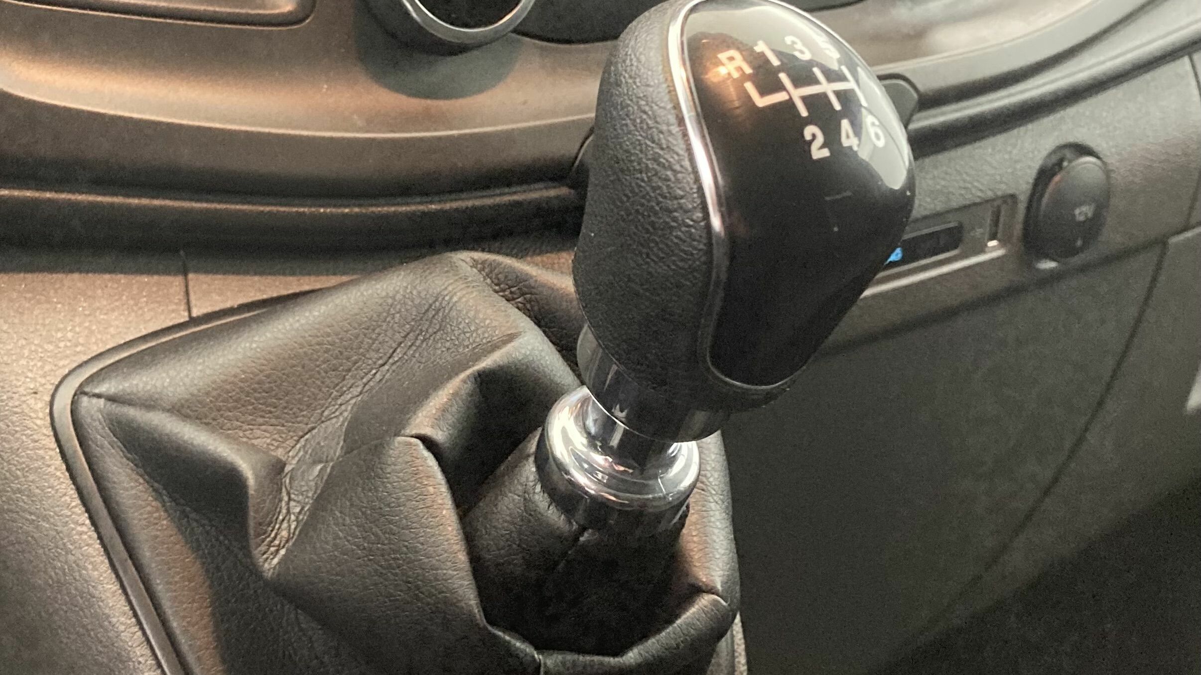 ford transit custom trend l2h1 9pl 2.0 ECOBLUE 130 2023 frozen white 20