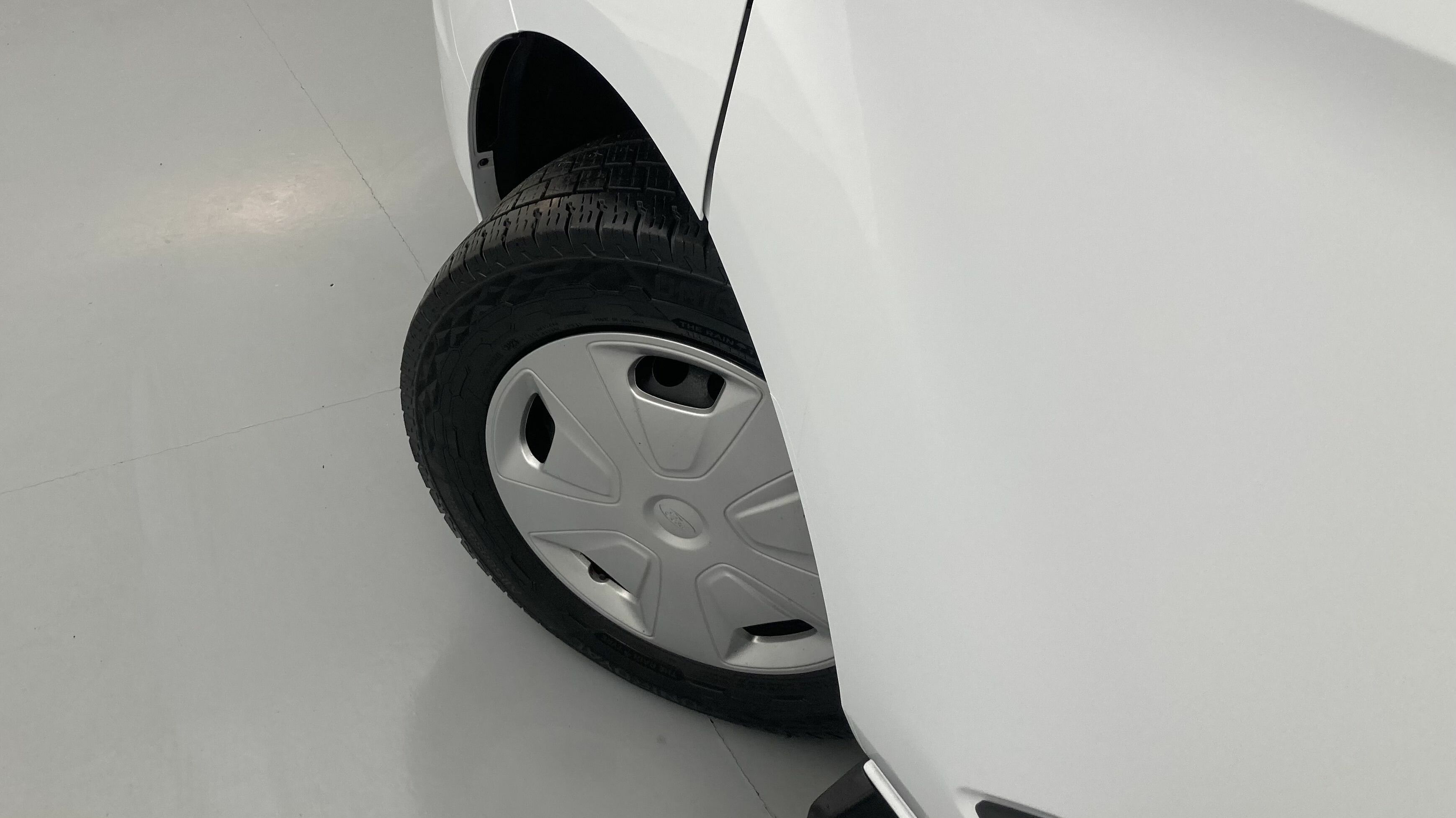 ford transit custom trend l2h1 9pl 2.0 ECOBLUE 130 2023 frozen white 28