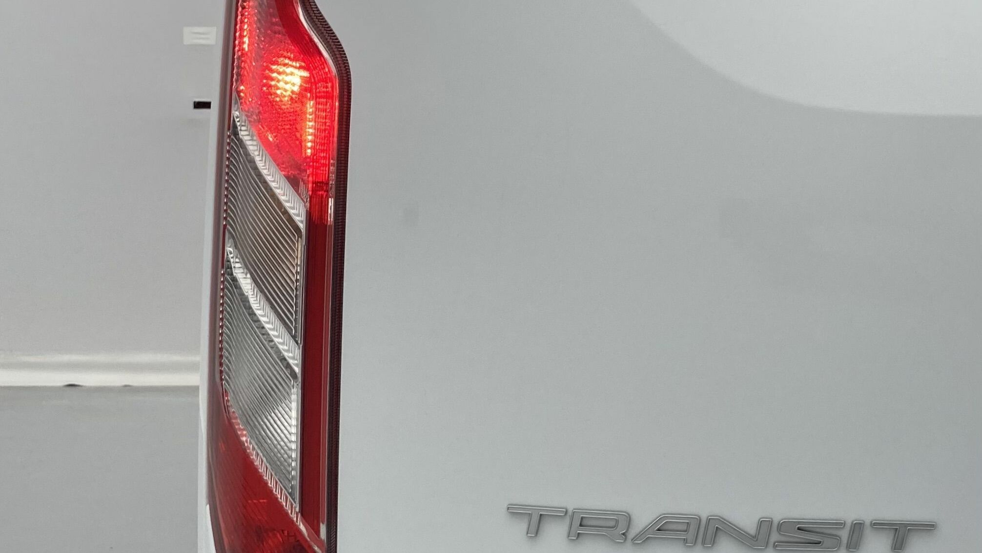 ford transit custom trend l2h1 9pl 2.0 ECOBLUE 130 2023 frozen white 30