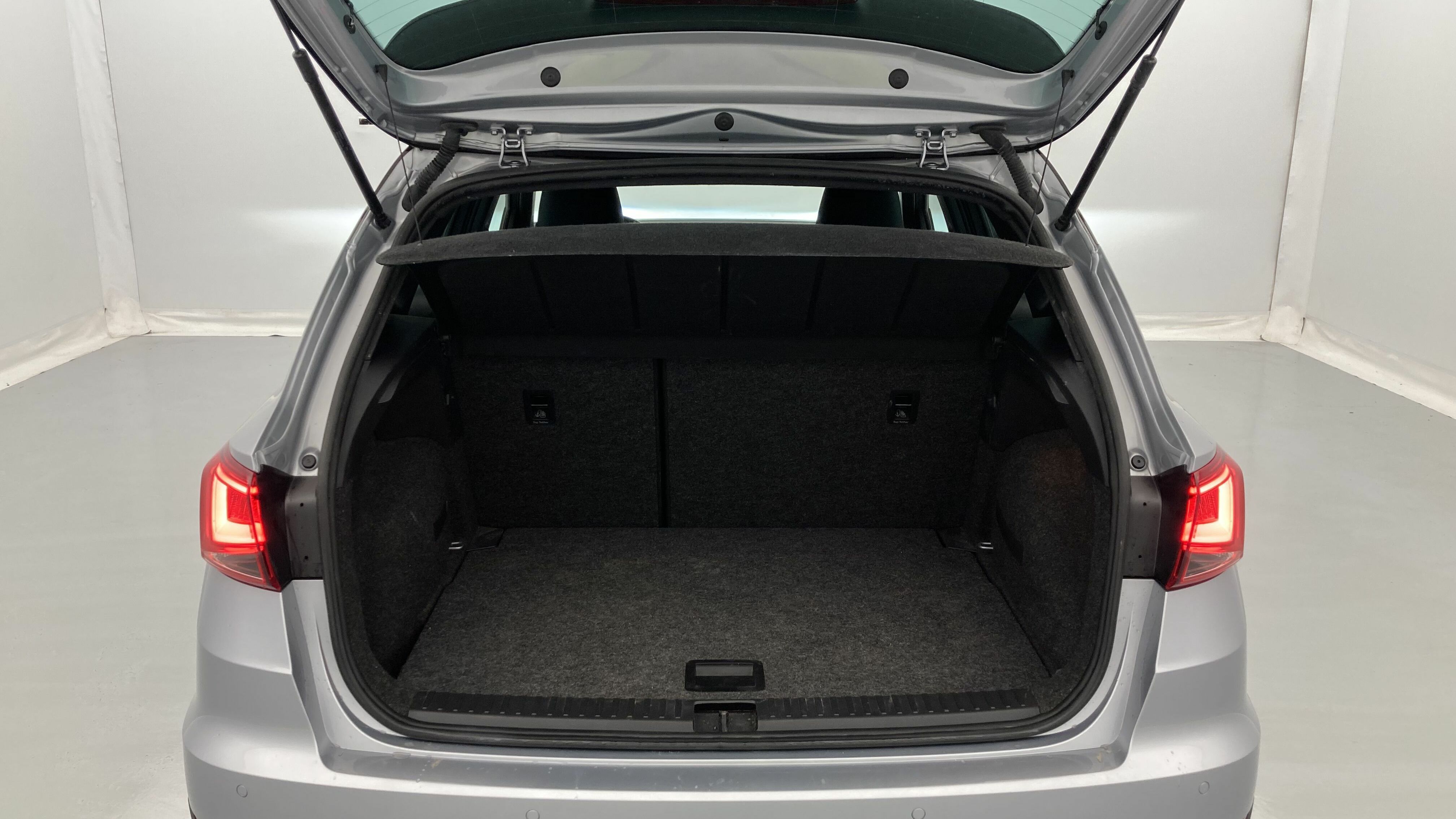 seat arona fr xl rx 1.0 TSI 115 2024 plata urban / negro 24