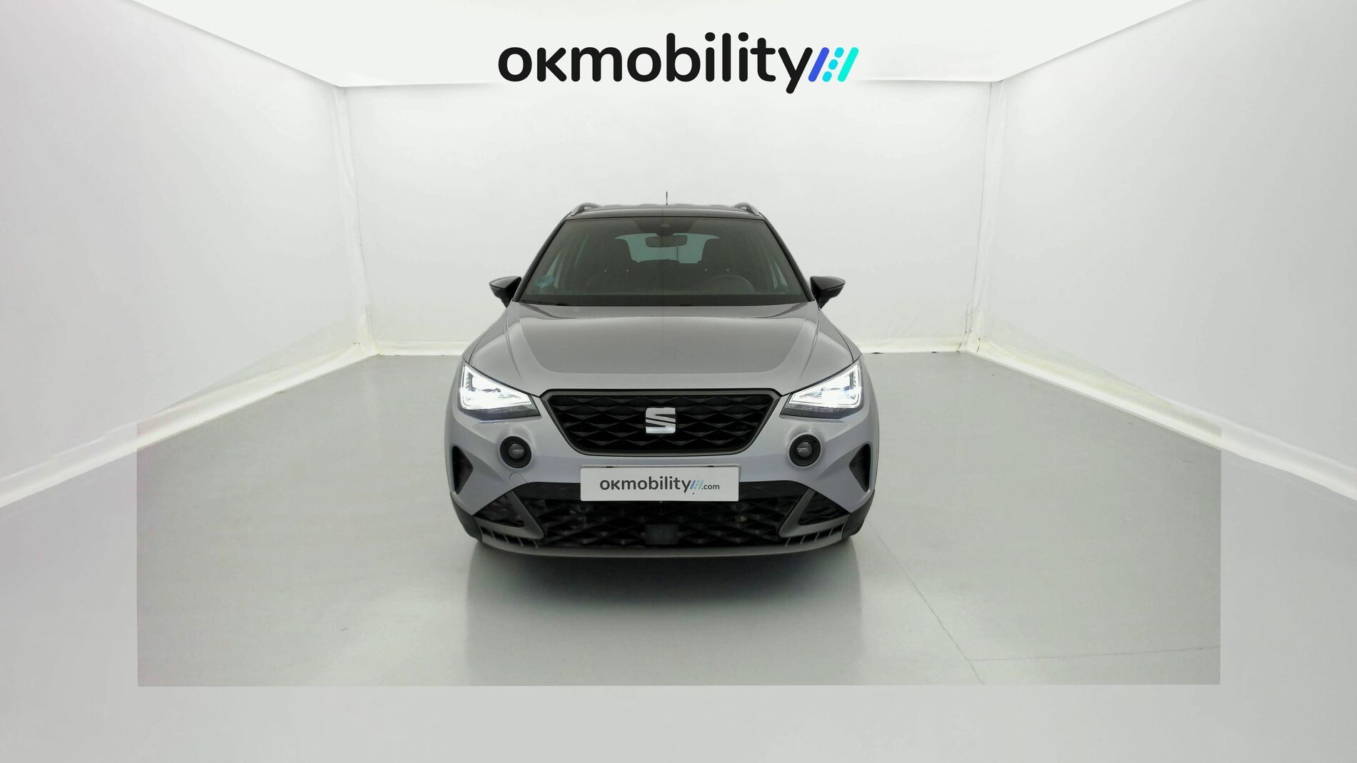 seat arona fr xl rx 1.0 TSI 115 2024 plata urban / negro 4