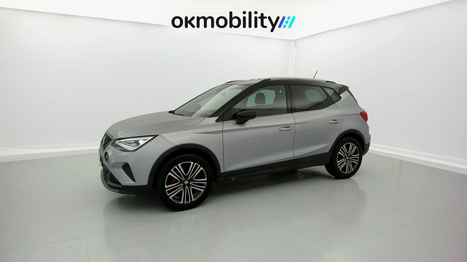 seat arona fr xl rx 1.0 TSI 115 2024 plata urban / negro 5
