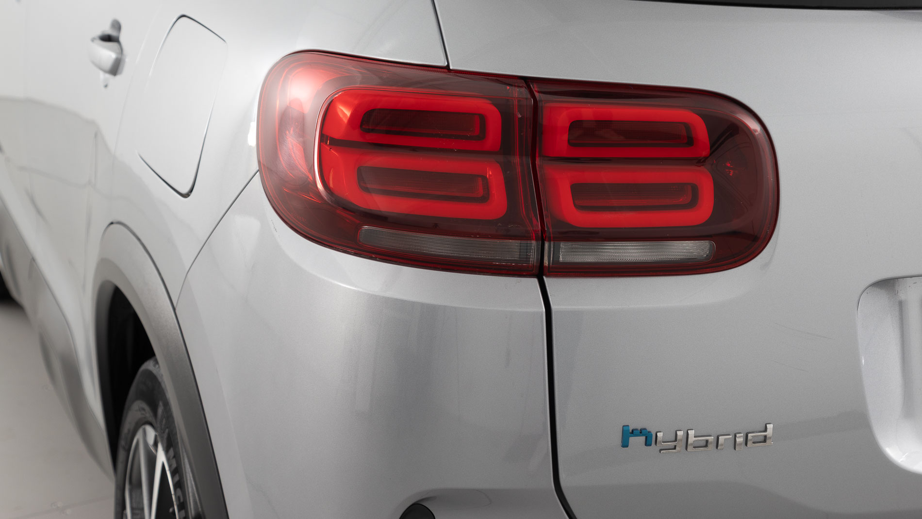 citroen c5 aircross shine 1.6 PURETECH HYBRID 225 E-EAT 2022 gris platino / negro 33