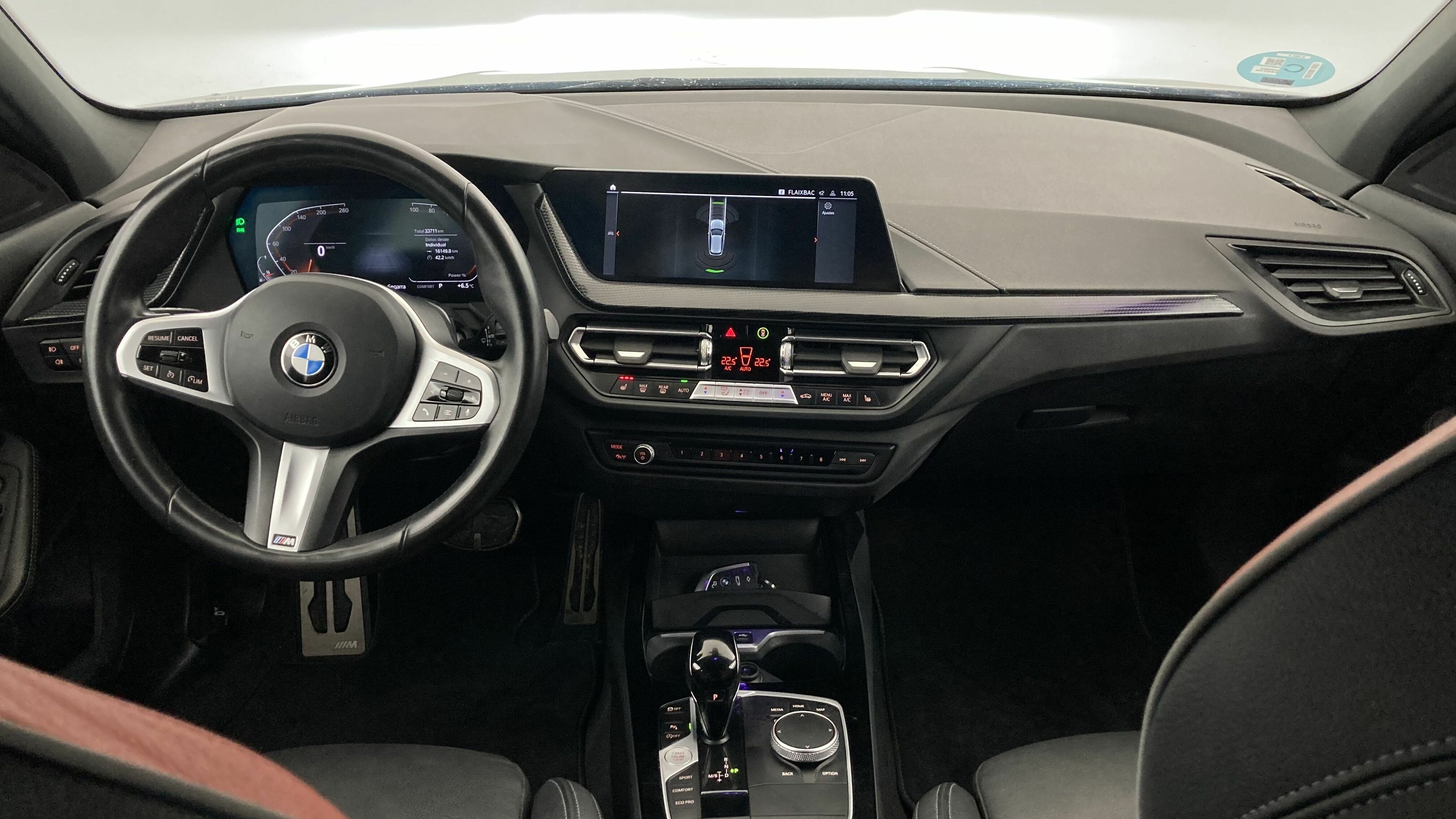 bmw serie 1 m sport colorvision 118I 136 STEPTRONIC 2024 saphirschwarz 16