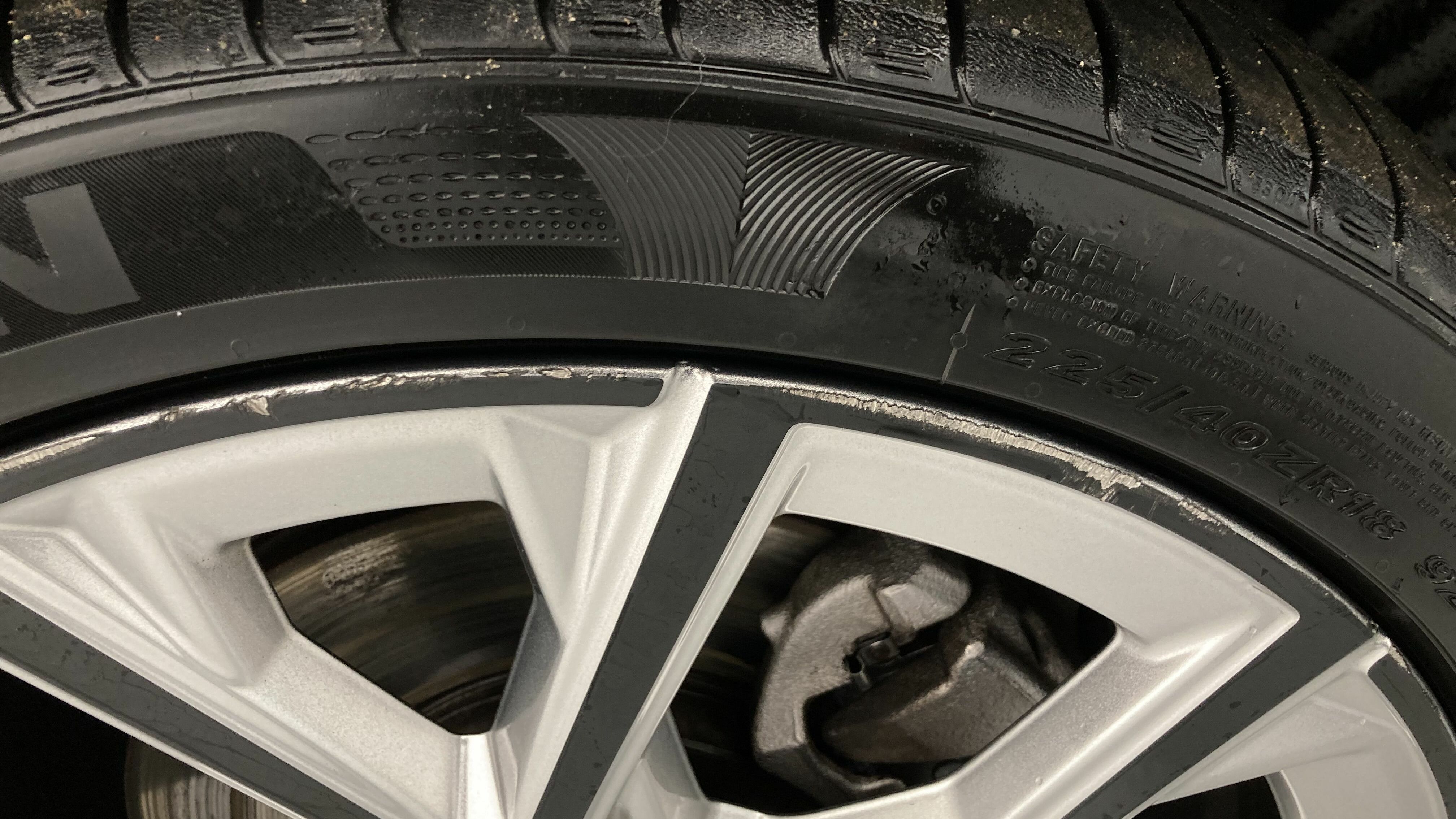 bmw serie 1 m sport colorvision 118I 136 STEPTRONIC 2024 saphirschwarz 31