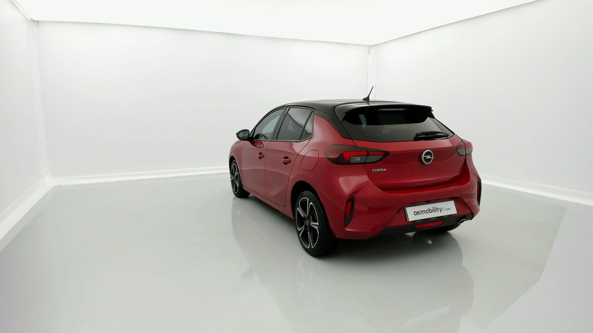 opel corsa gs line 1.2 100 2022 rojo incandescente / negro 5
