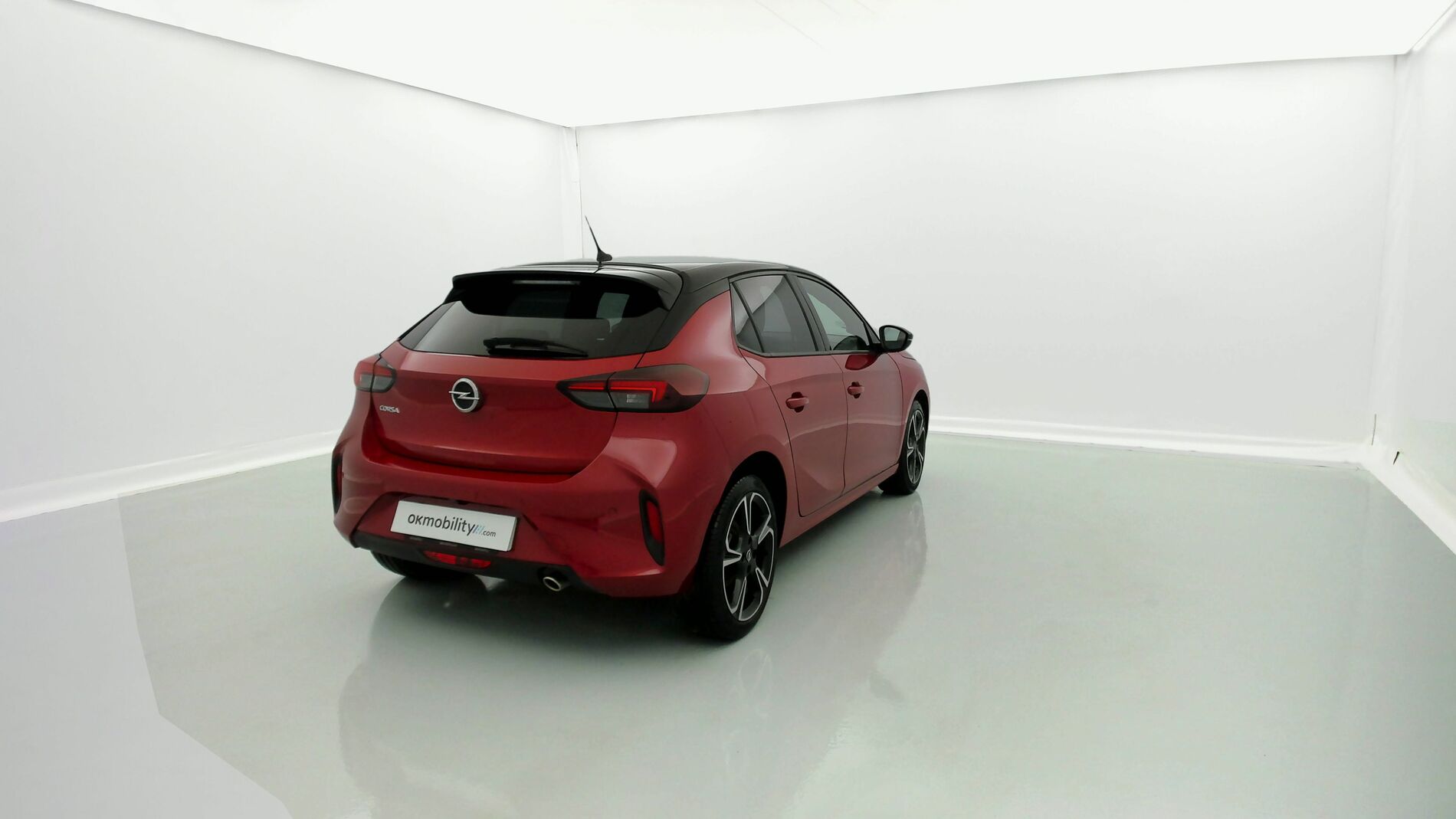 opel corsa gs line 1.2 100 2022 rojo incandescente / negro 7