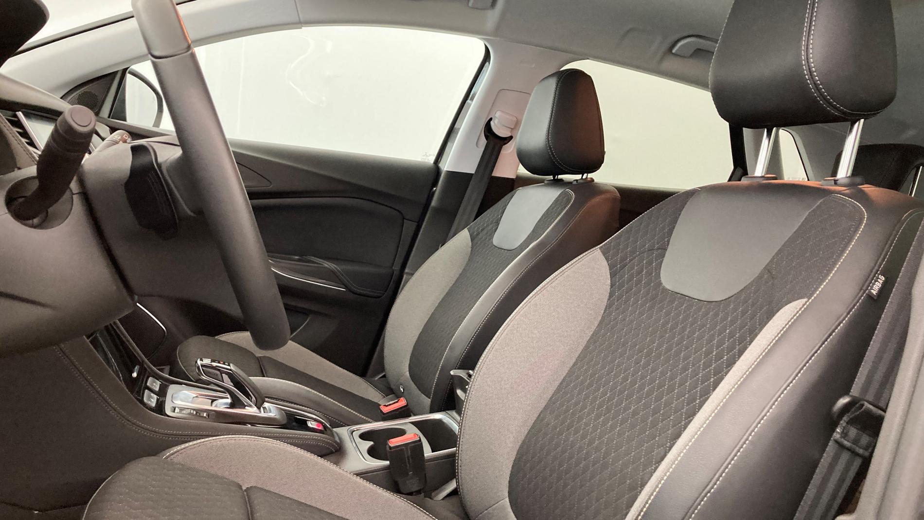 opel grandland x ultimate 1.6 PHEV 300 AT 2021 gris moai / techo negro 24