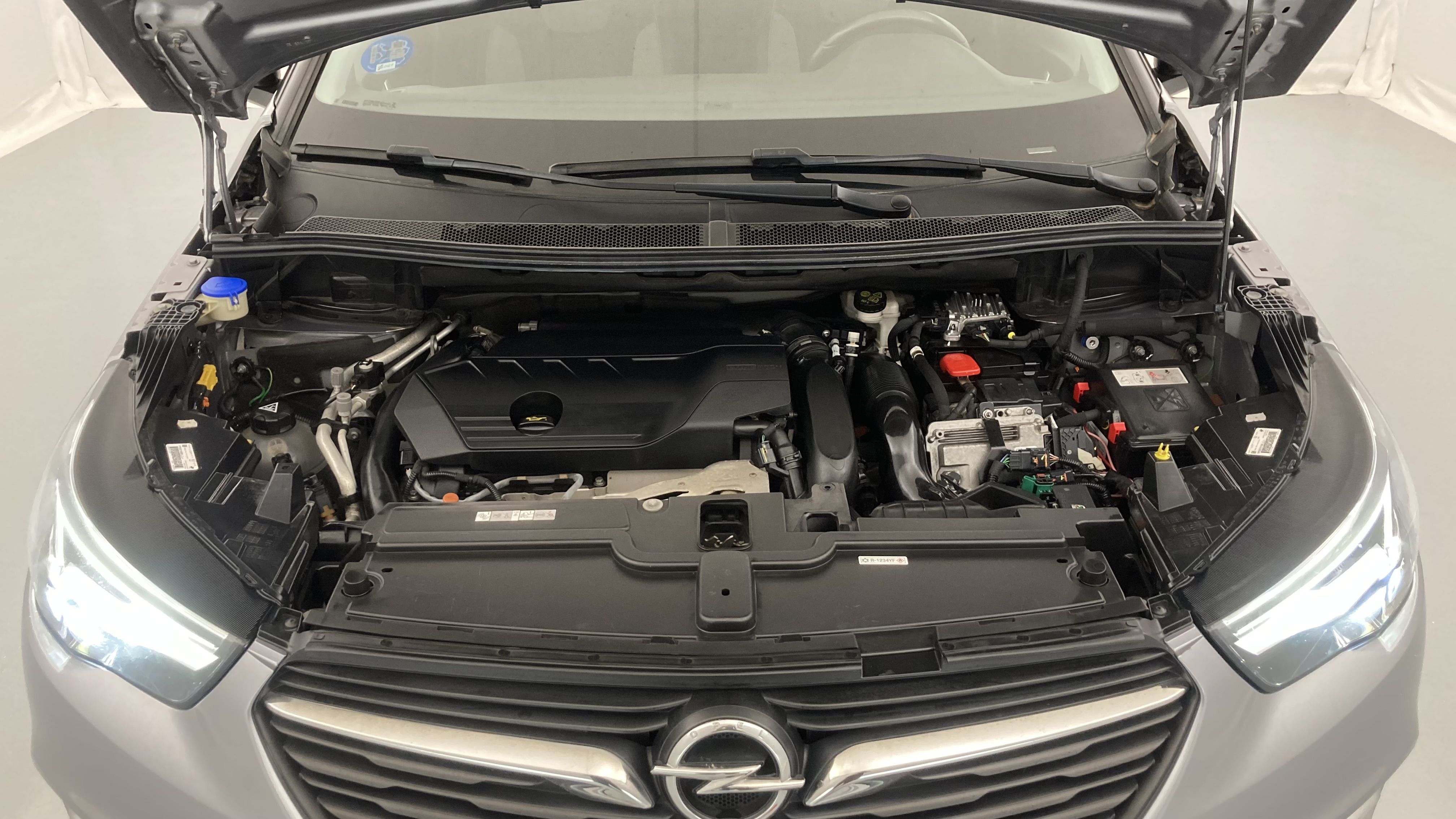 opel grandland x ultimate 1.6 PHEV 300 AT 2021 gris himalaya / techo negro 37