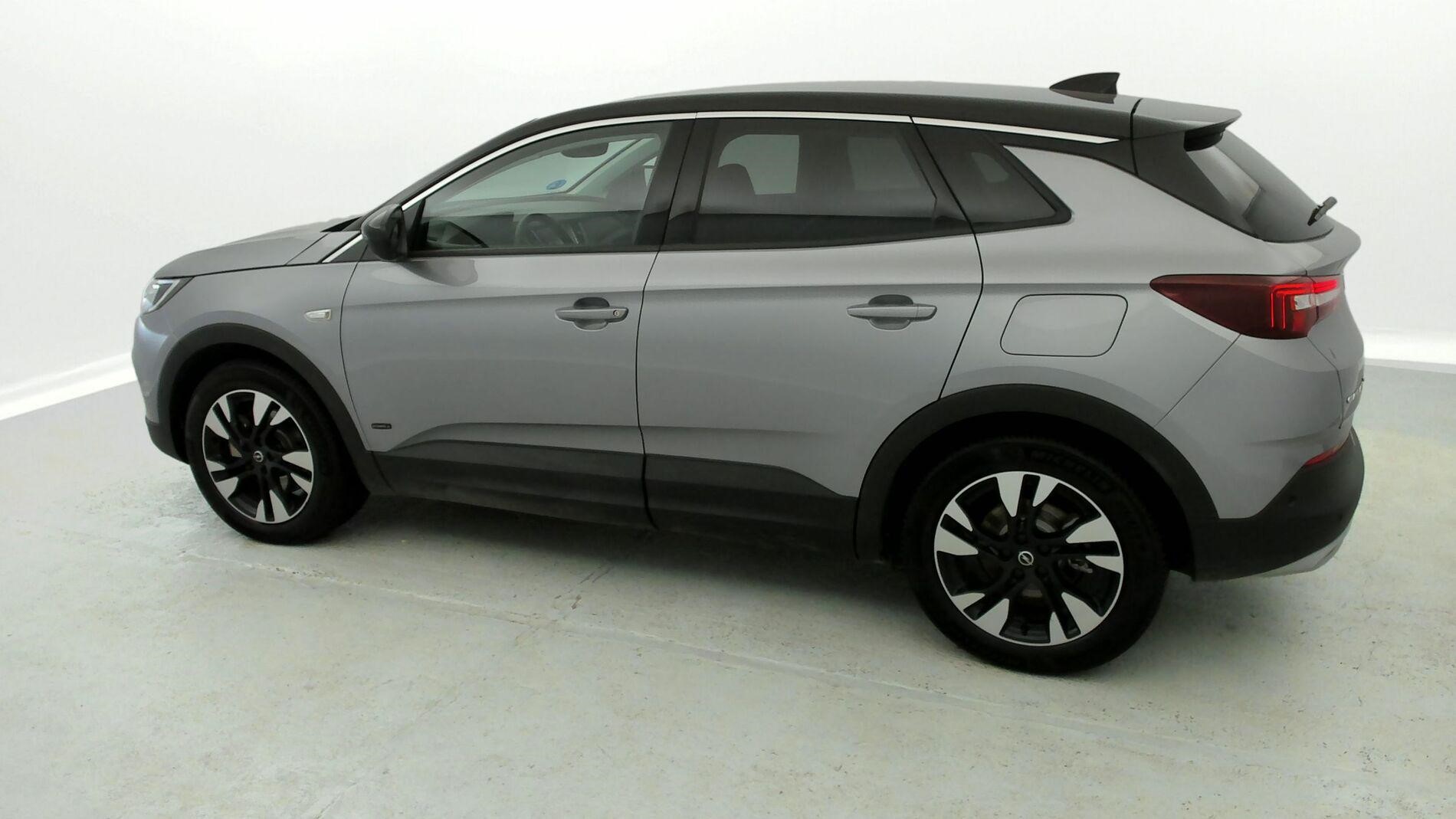 opel grandland x ultimate 1.6 PHEV 300 AT 2021 gris himalaya / techo negro 2