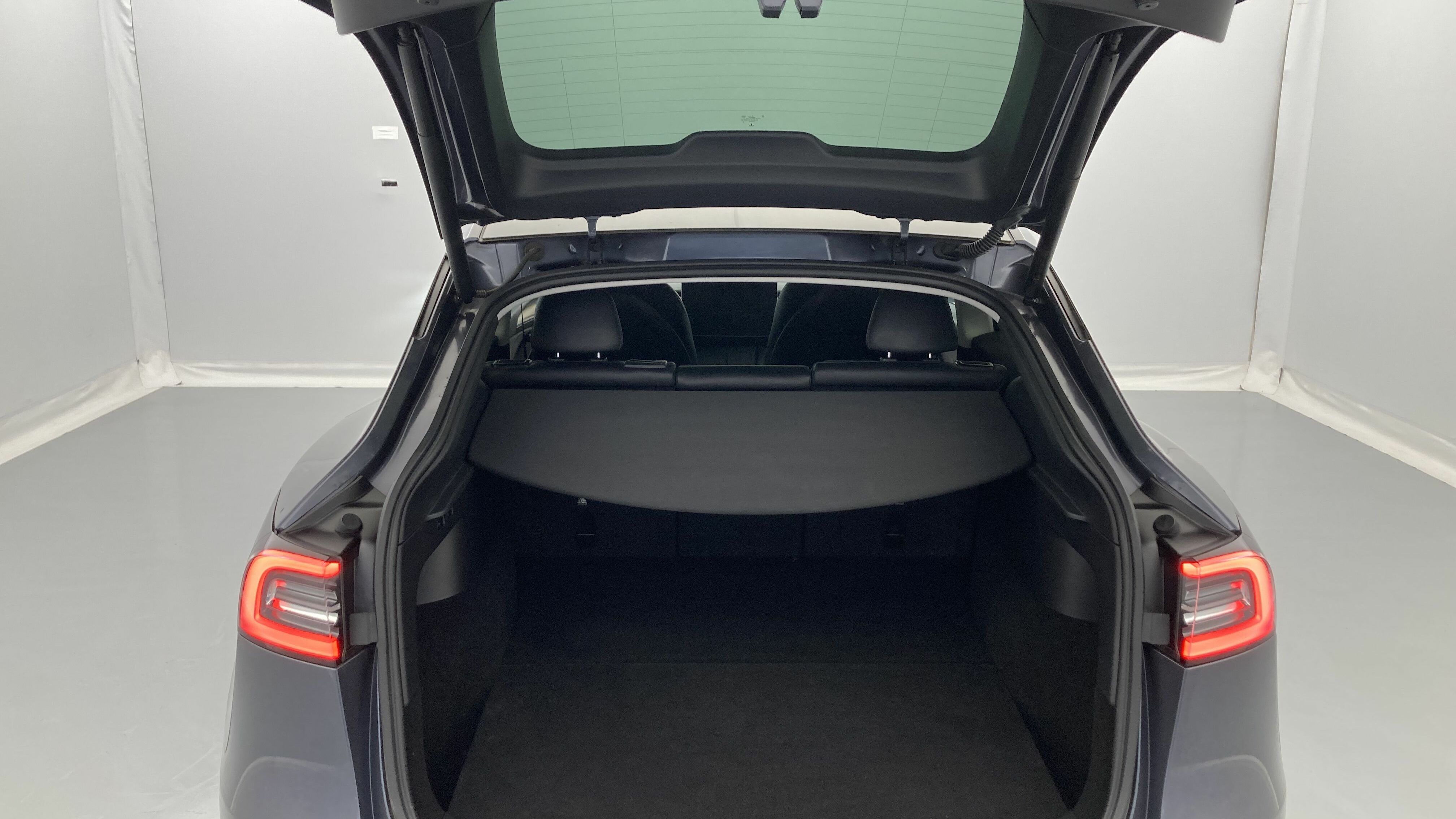 tesla model y long range awd MOTOR DUAL AWD 510 2022 gray 25