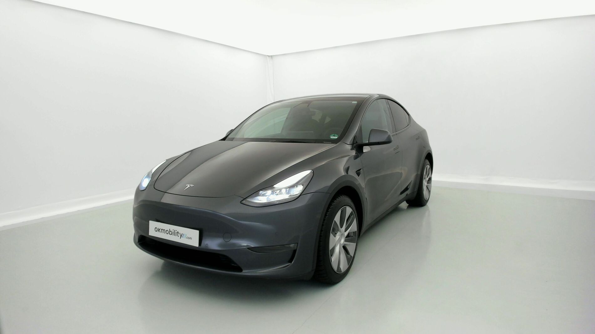 tesla model y long range awd MOTOR DUAL AWD 510 2022 gray 1