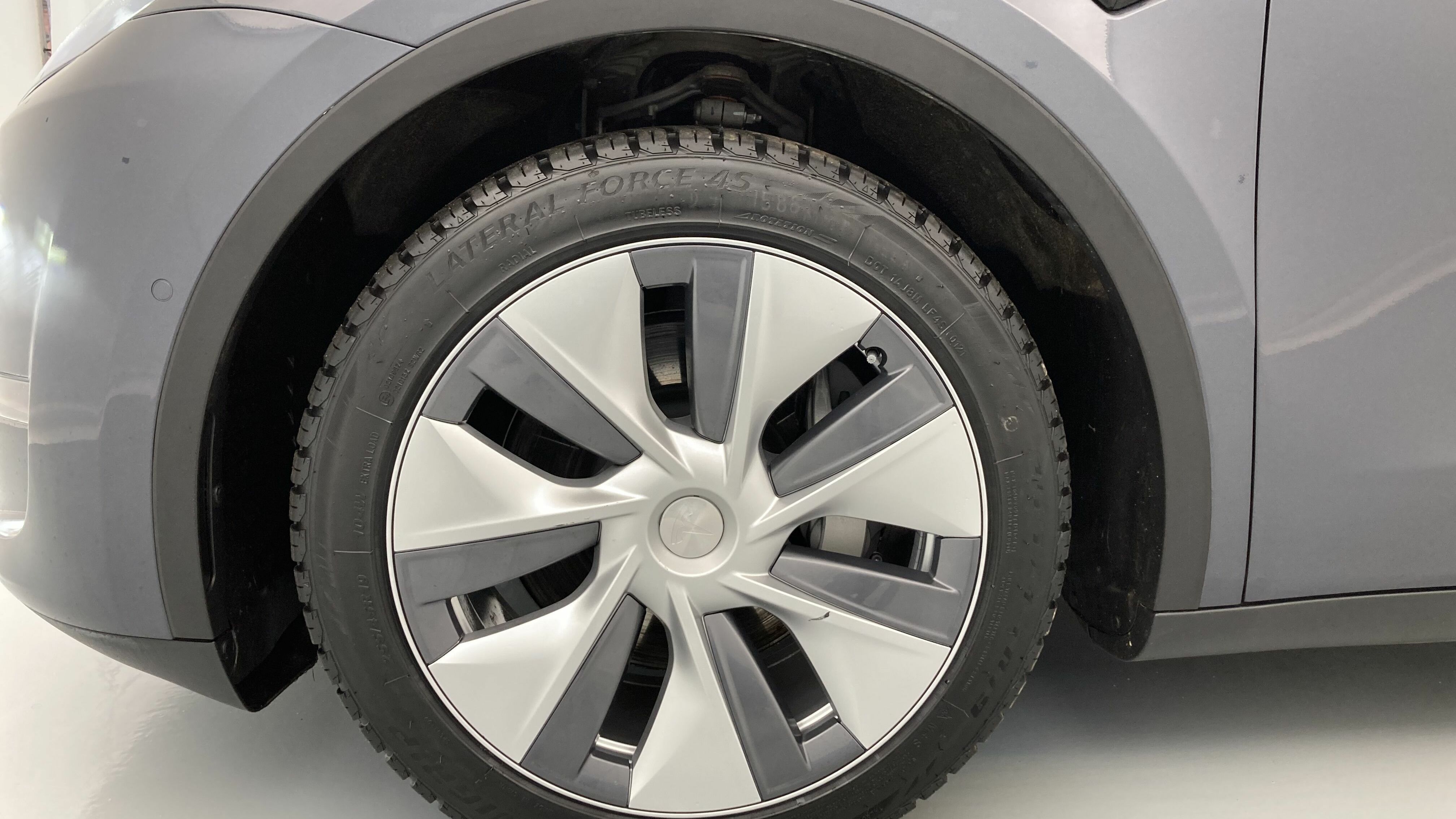 tesla model y long range awd MOTOR DUAL AWD 510 2022 gray 27