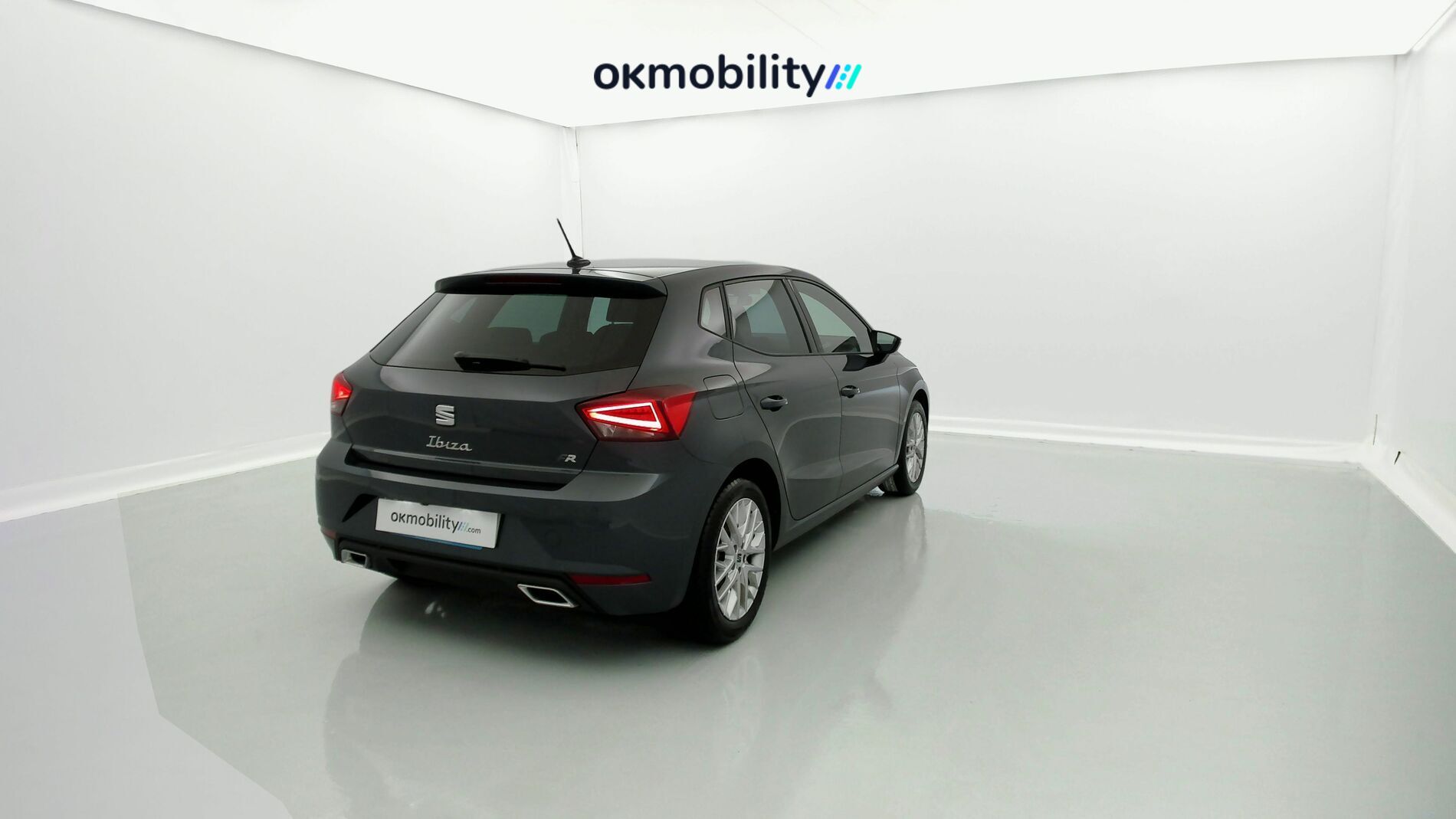 seat ibiza fr xl 1.5 TSI 150 DSG 2024 gris magnetic 9