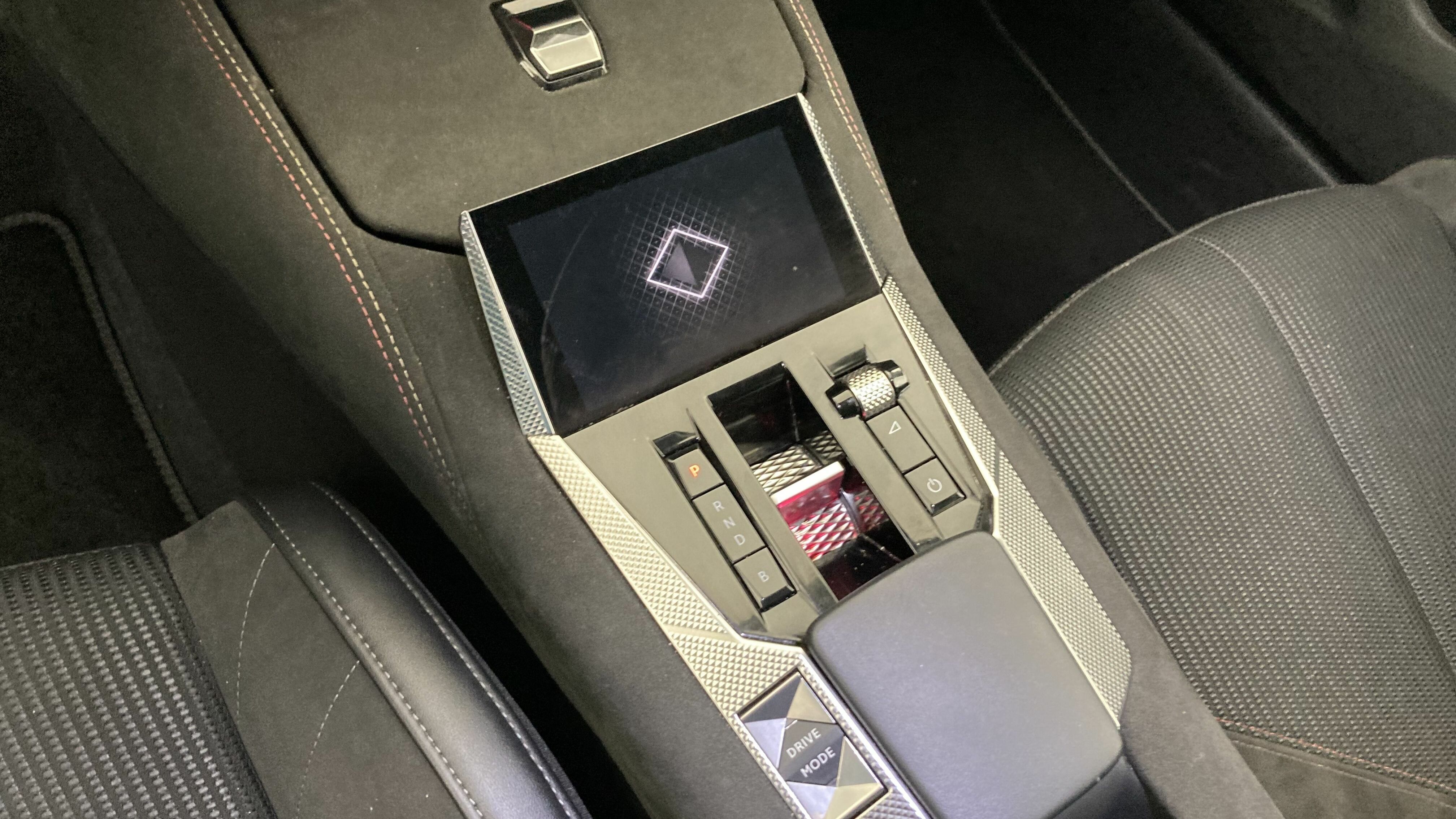 ds ds4 performance line + E-TENSE 225 CA 2022 negro perla 20