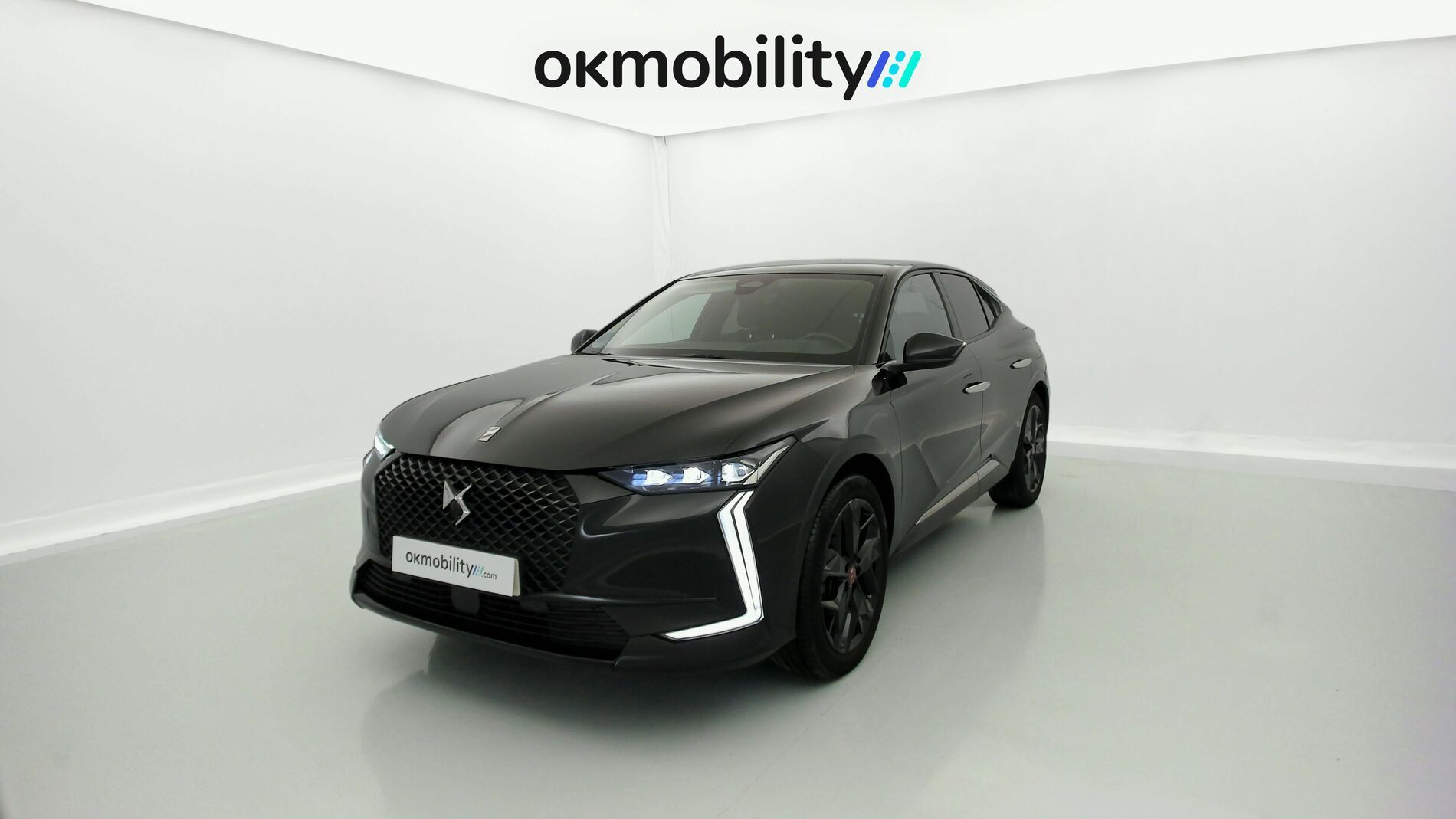 ds ds4 performance line + E-TENSE 225 CA 2022 negro perla 1