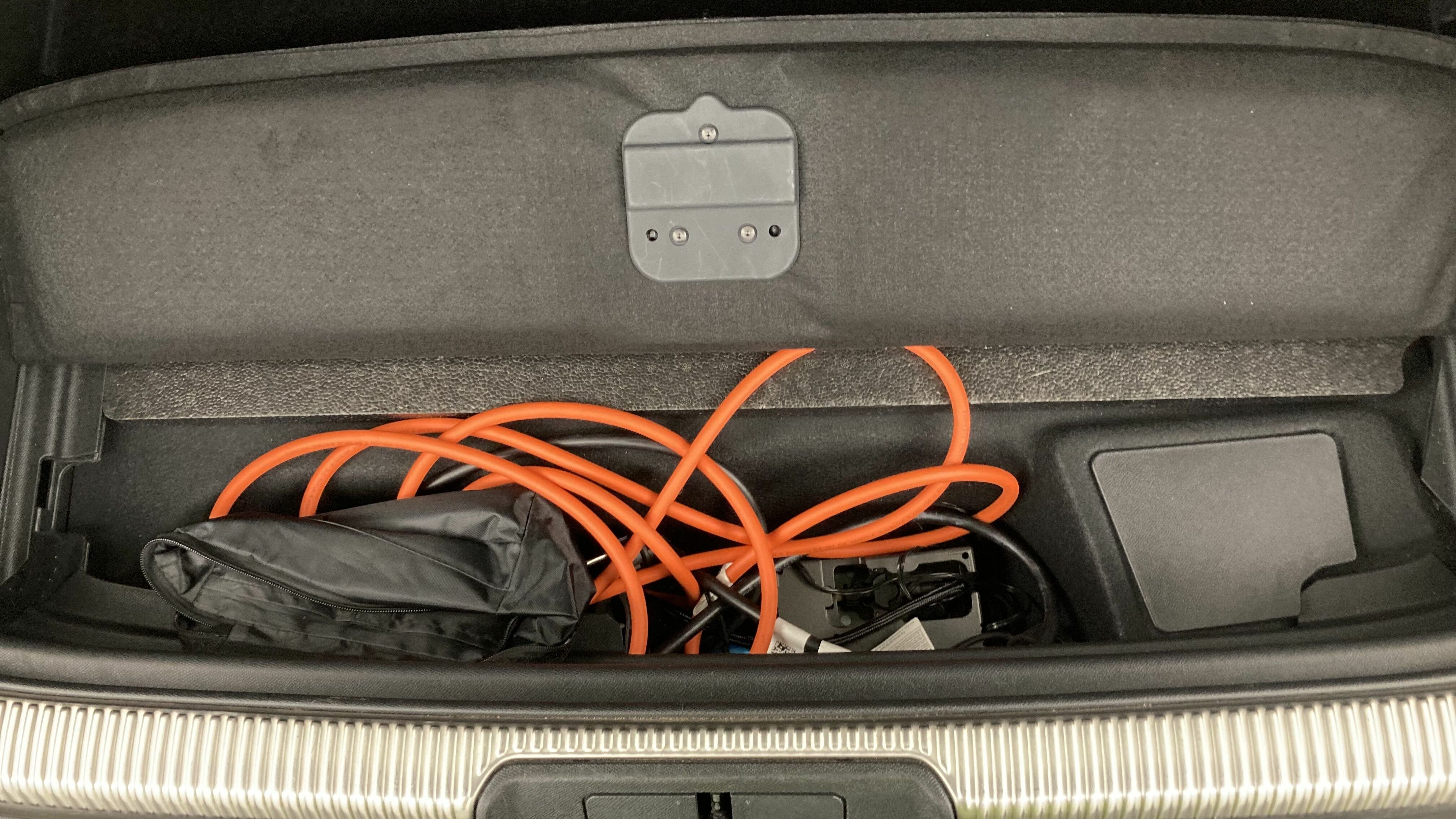 ds ds7 crossback performance line + E-TENSE 300 CA 2022 negro perla 22