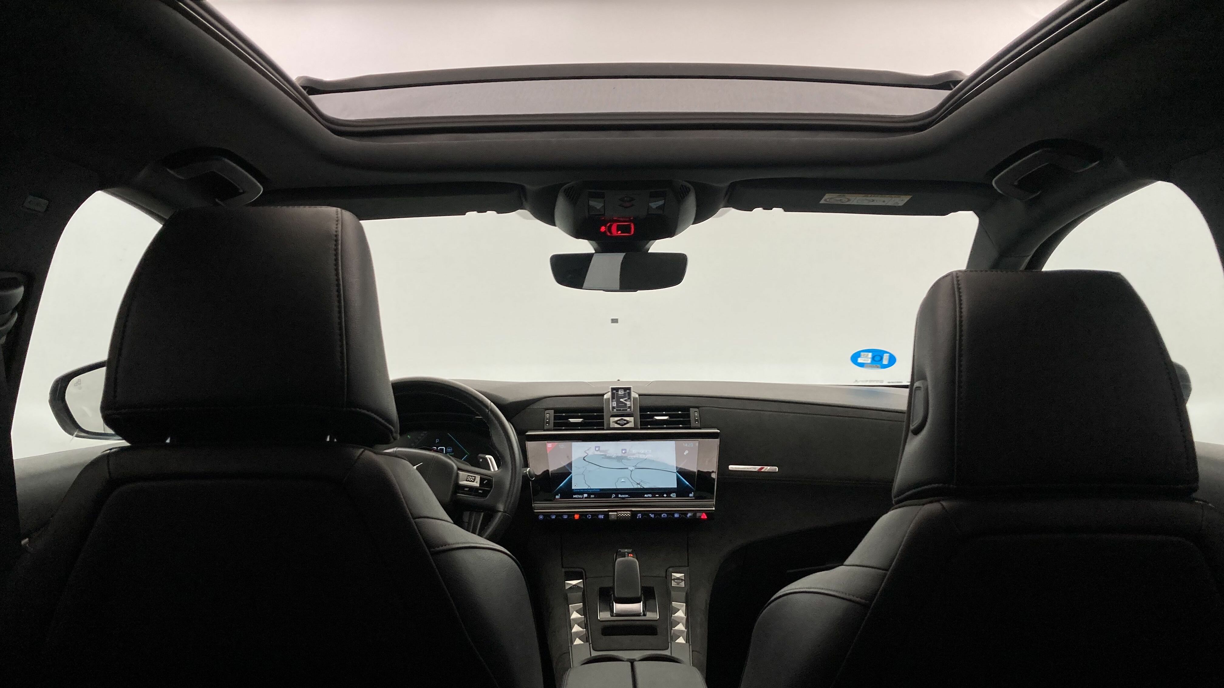 ds ds7 crossback performance line + E-TENSE 300 CA 2022 negro perla 30