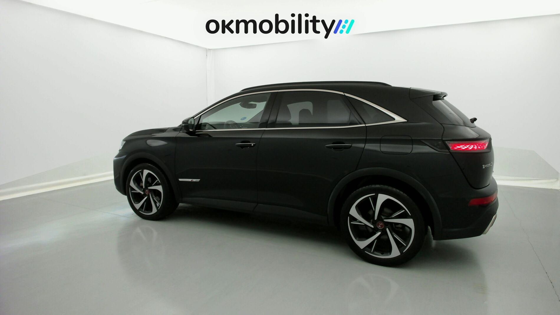 ds ds7 crossback performance line + E-TENSE 300 CA 2022 negro perla 7