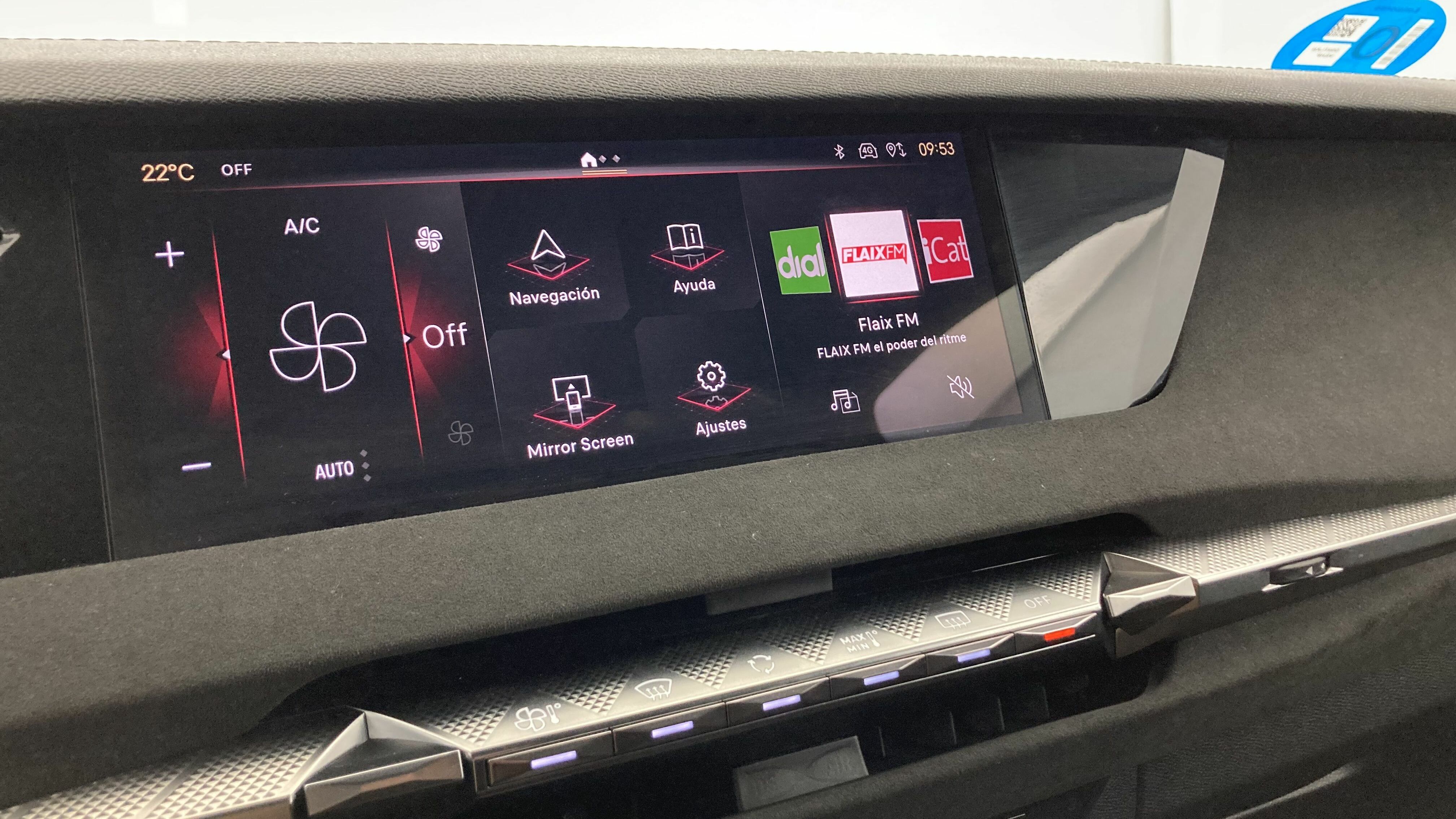 ds ds4 performance line + E-TENSE 225 CA 2022 blanco nacarado 16