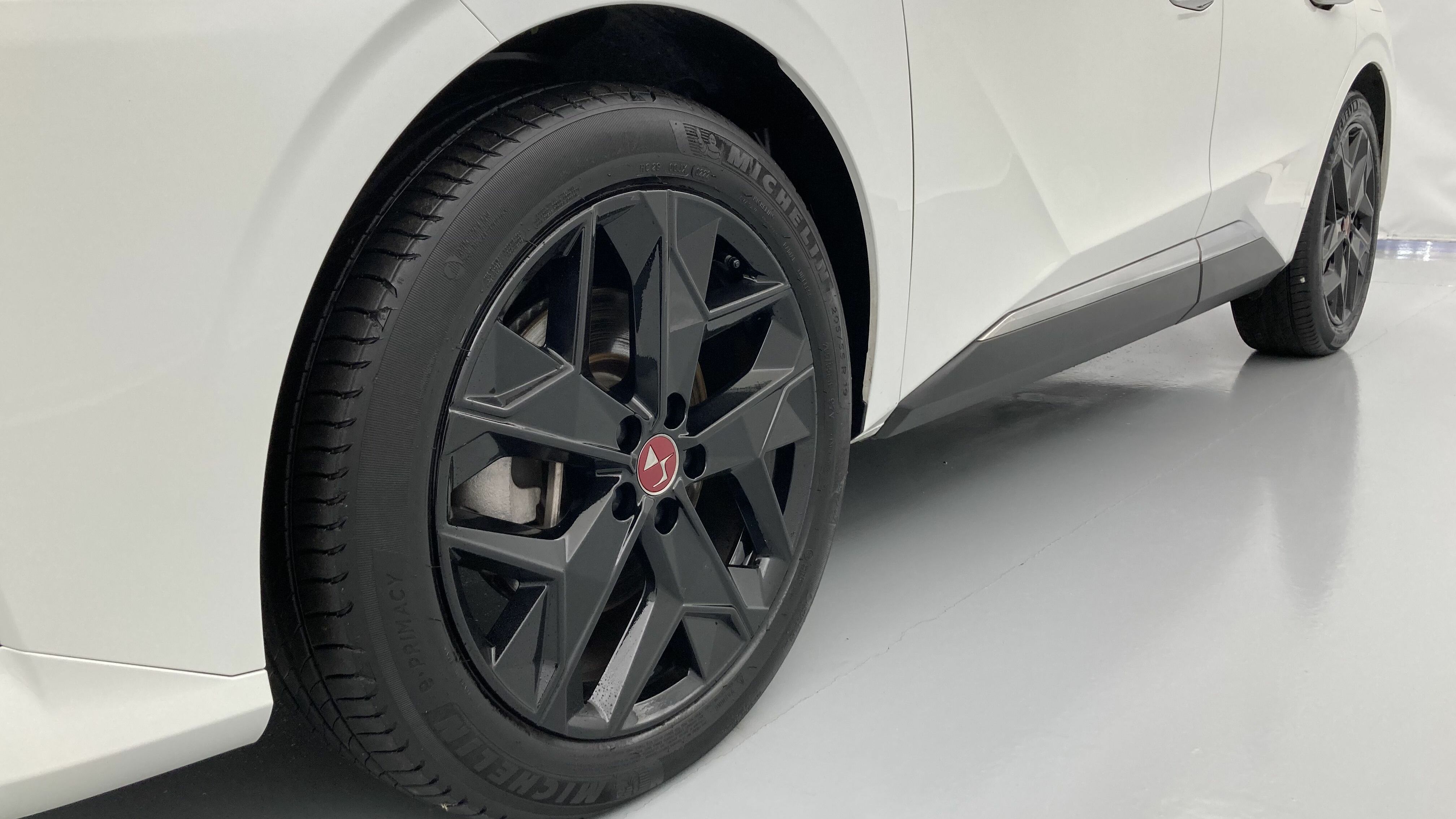 ds ds4 performance line + E-TENSE 225 CA 2022 blanco nacarado 21