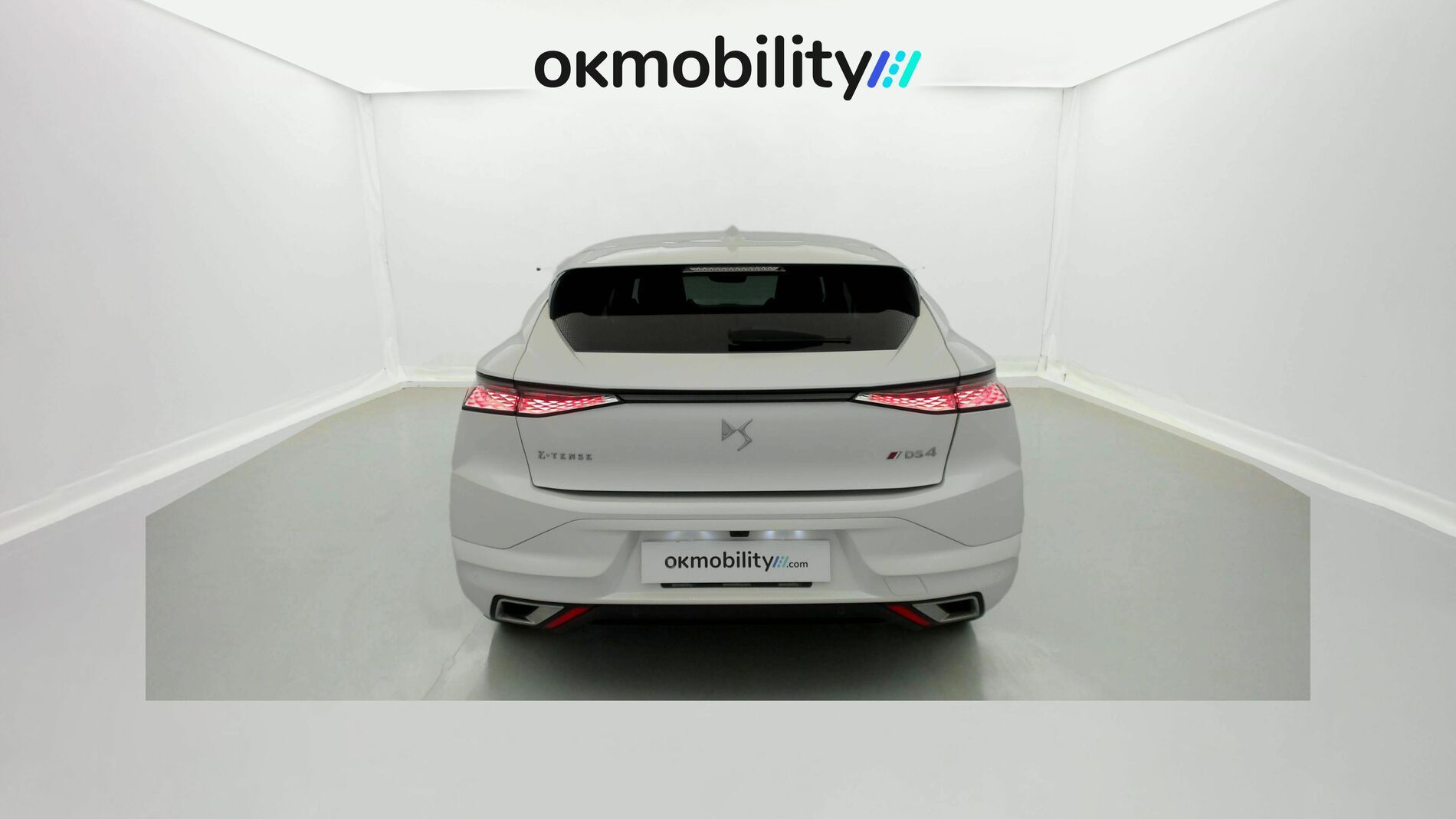 ds ds4 performance line + E-TENSE 225 CA 2022 blanco nacarado 10