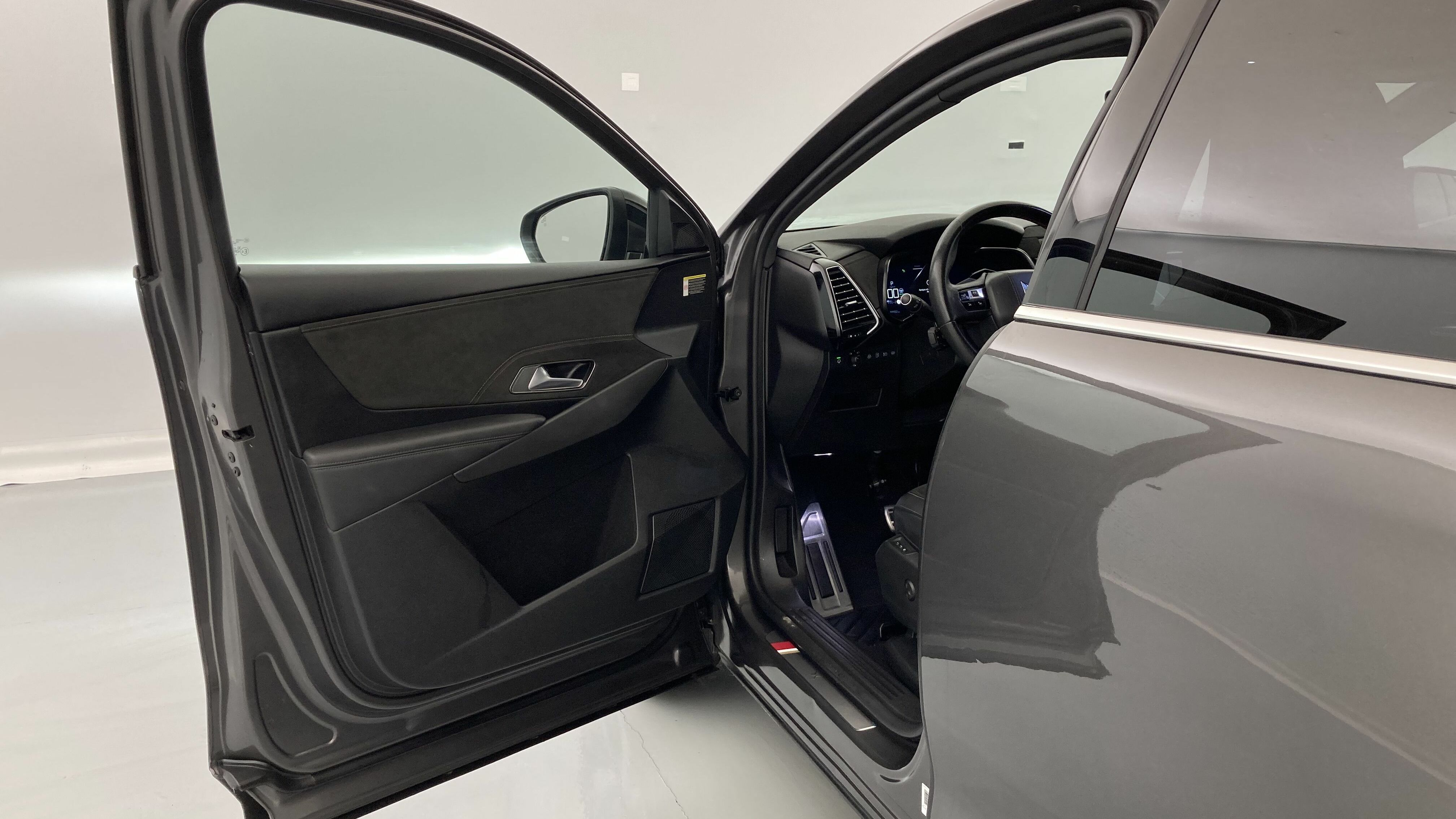 ds ds7 crossback performance line + E-TENSE 300 CA 2022 gris platino 14