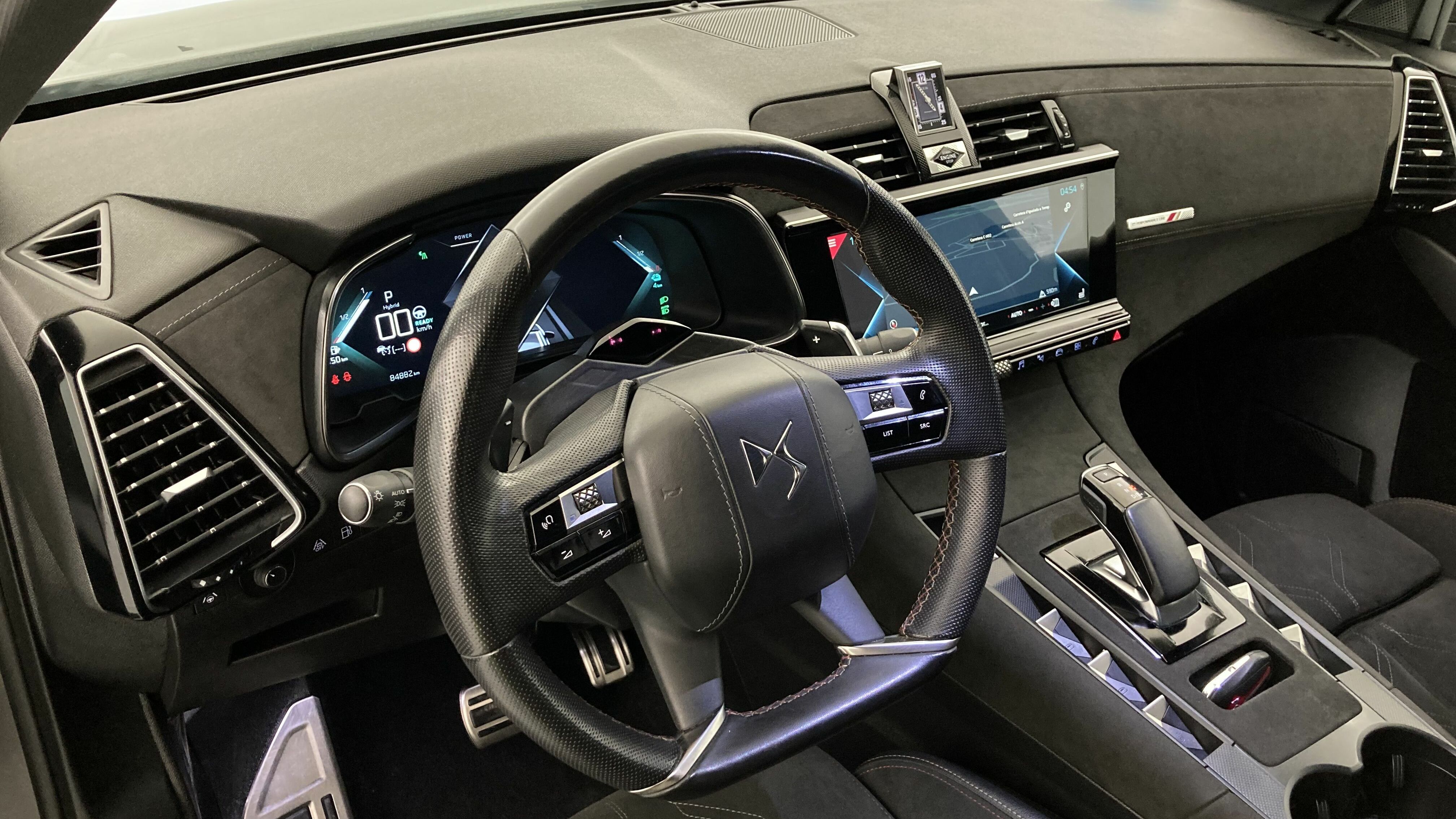 ds ds7 crossback performance line + E-TENSE 300 CA 2022 gris platino 16