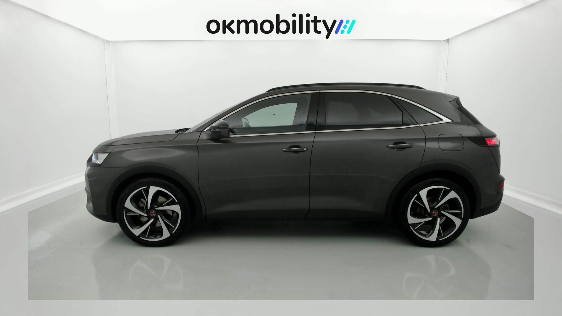 ds ds7 crossback performance line + E-TENSE 300 CA 2022 gris platino 8