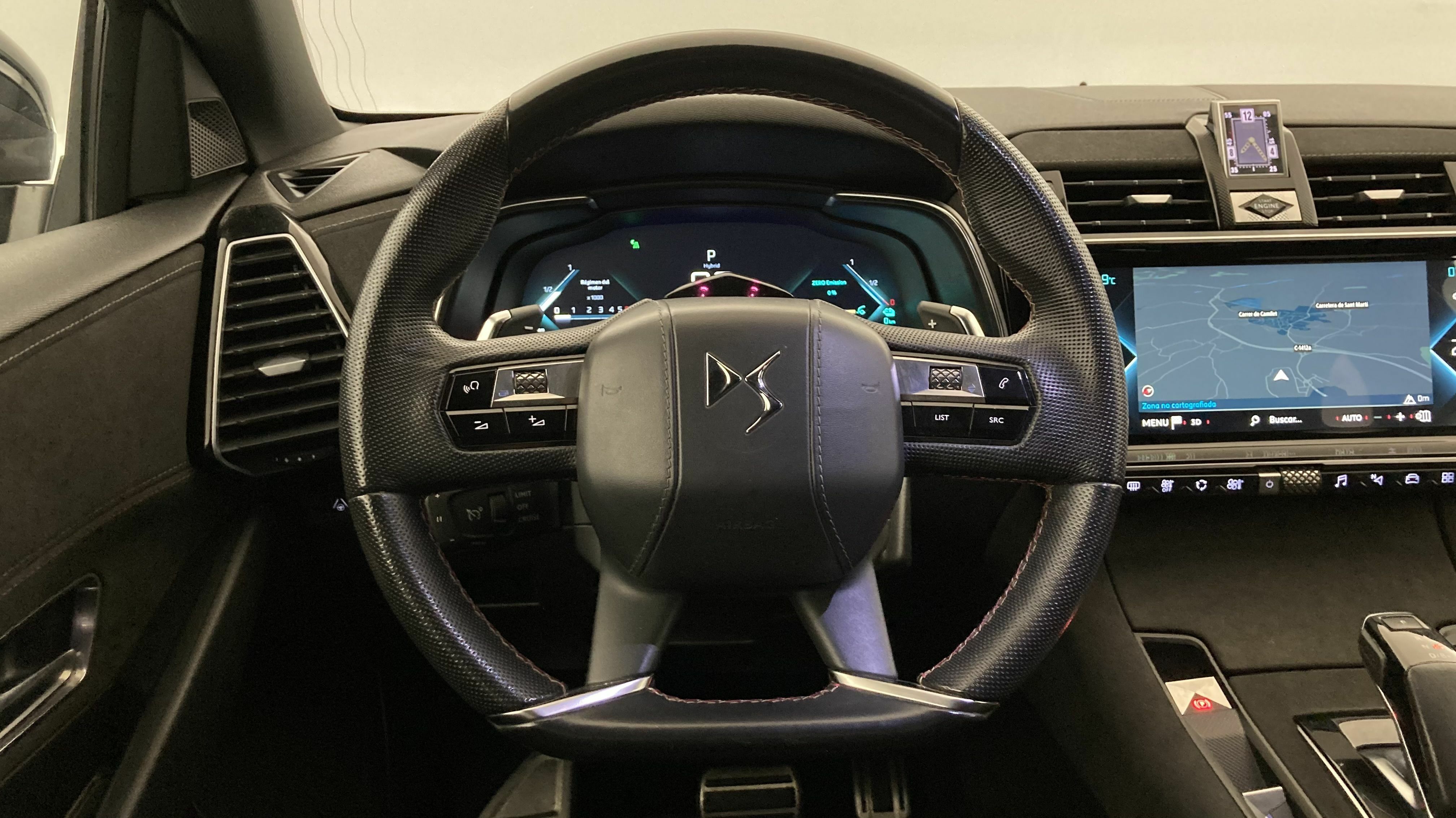 ds ds7 crossback performance line + E-TENSE 300 CA 2022 gris platino 17
