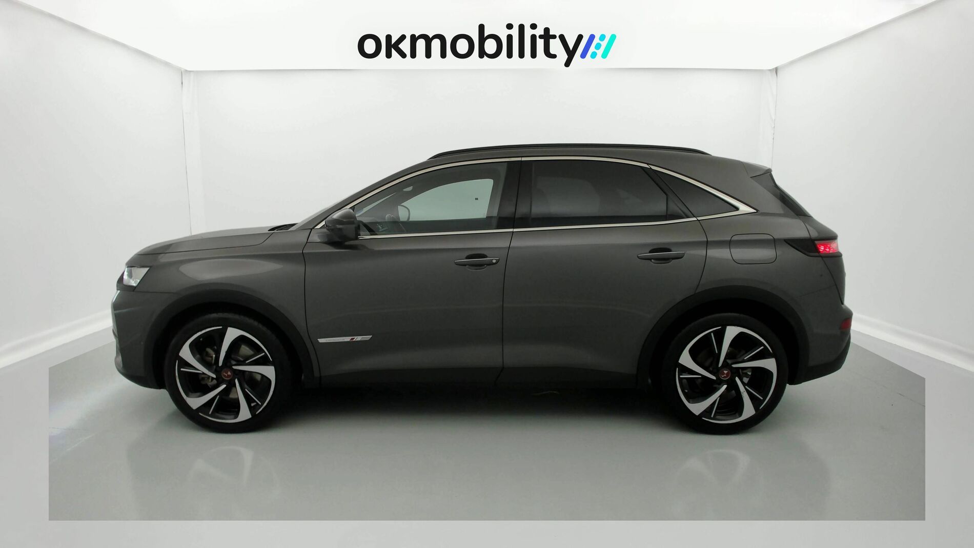 ds ds7 crossback performance line + E-TENSE 300 CA 2022 gris platino 7