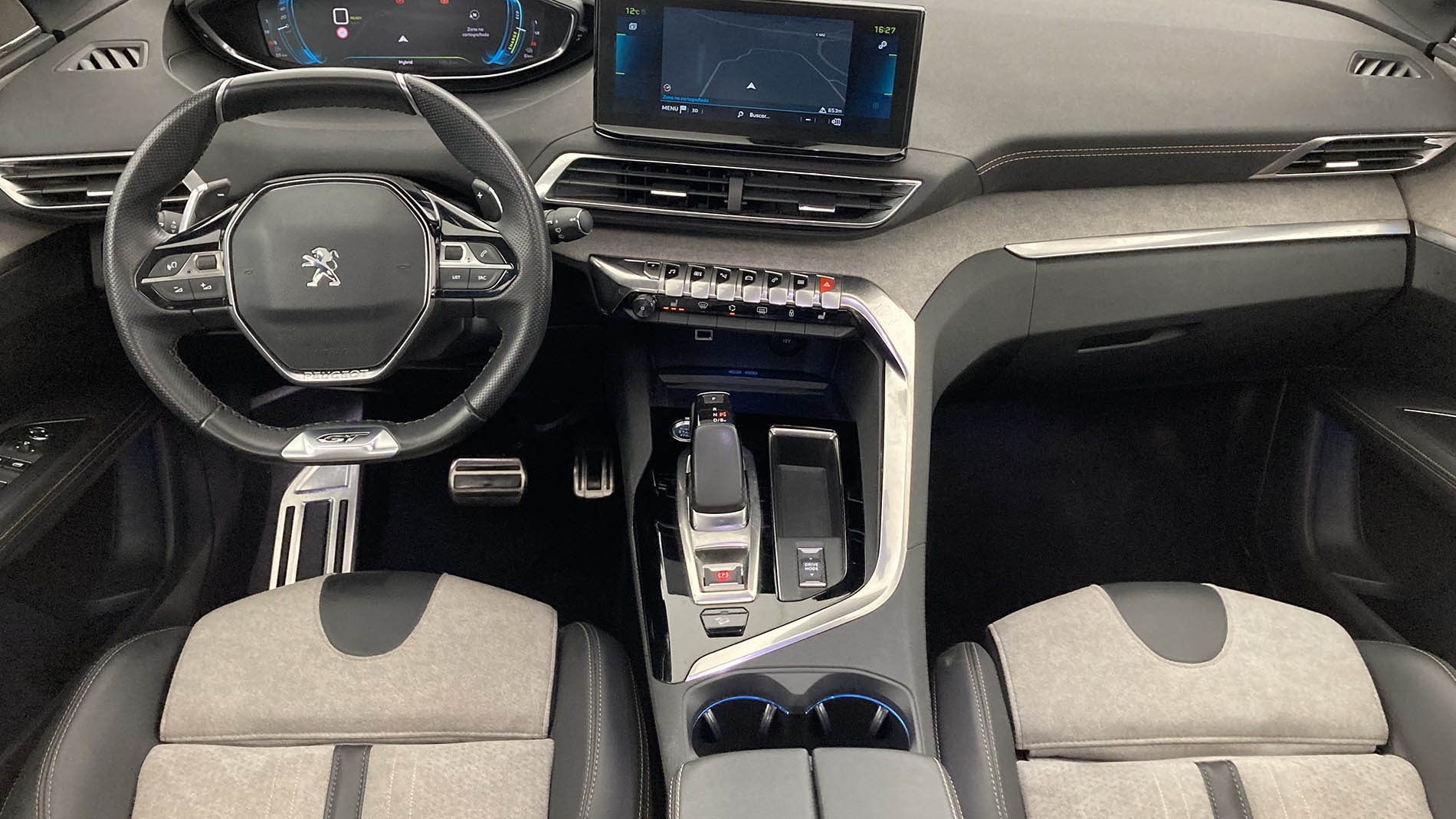 peugeot 3008 gt pack 1.6 HYBRID 300 EAT PHEV 2021 gris platinum / techo black 16