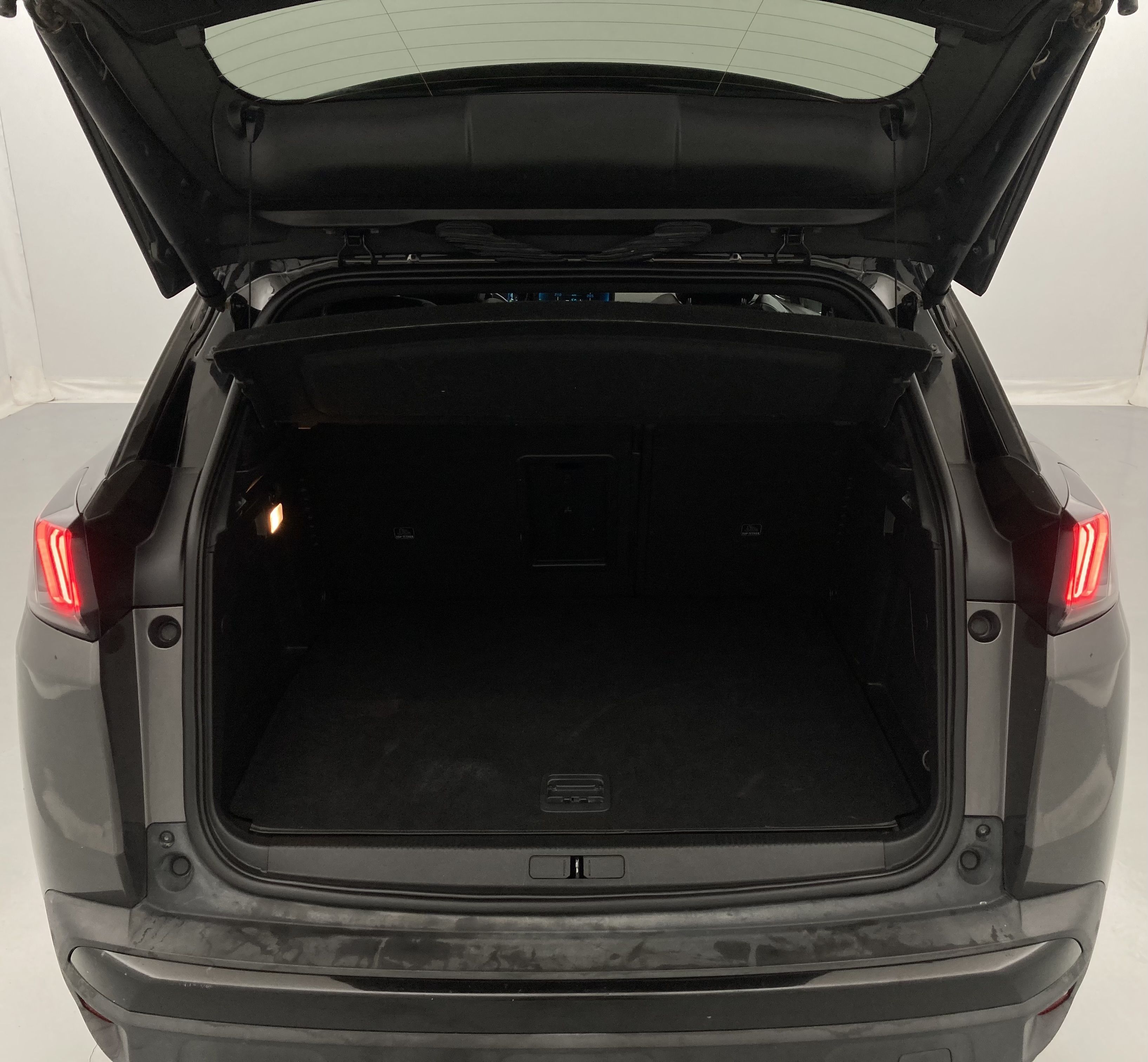 peugeot 3008 gt pack 1.6 HYBRID 300 EAT PHEV 2021 gris platinum / techo black 29