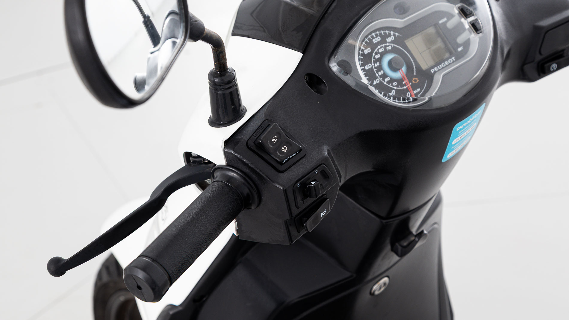 peugeot tweet125 active 125CC 2022 antartica white 20