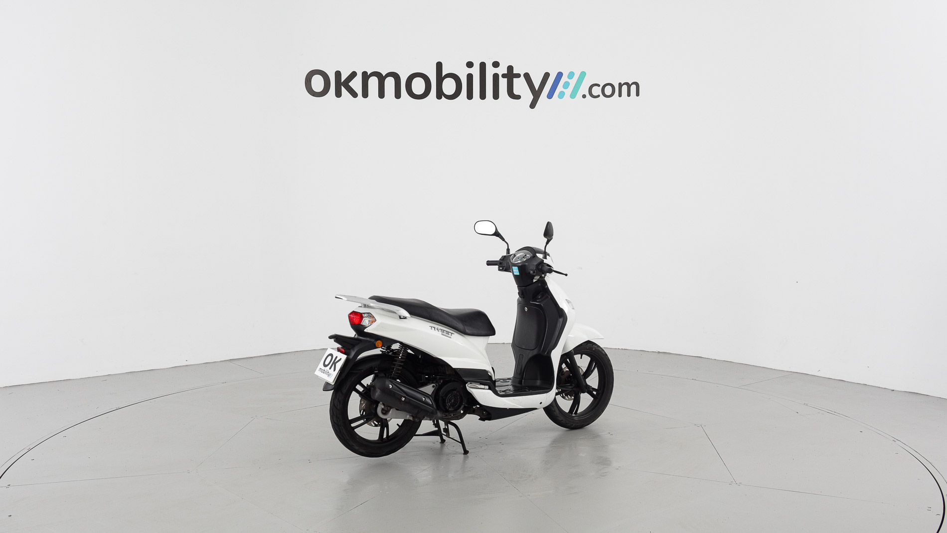 peugeot tweet125 active 125CC 2022 antartica white 13