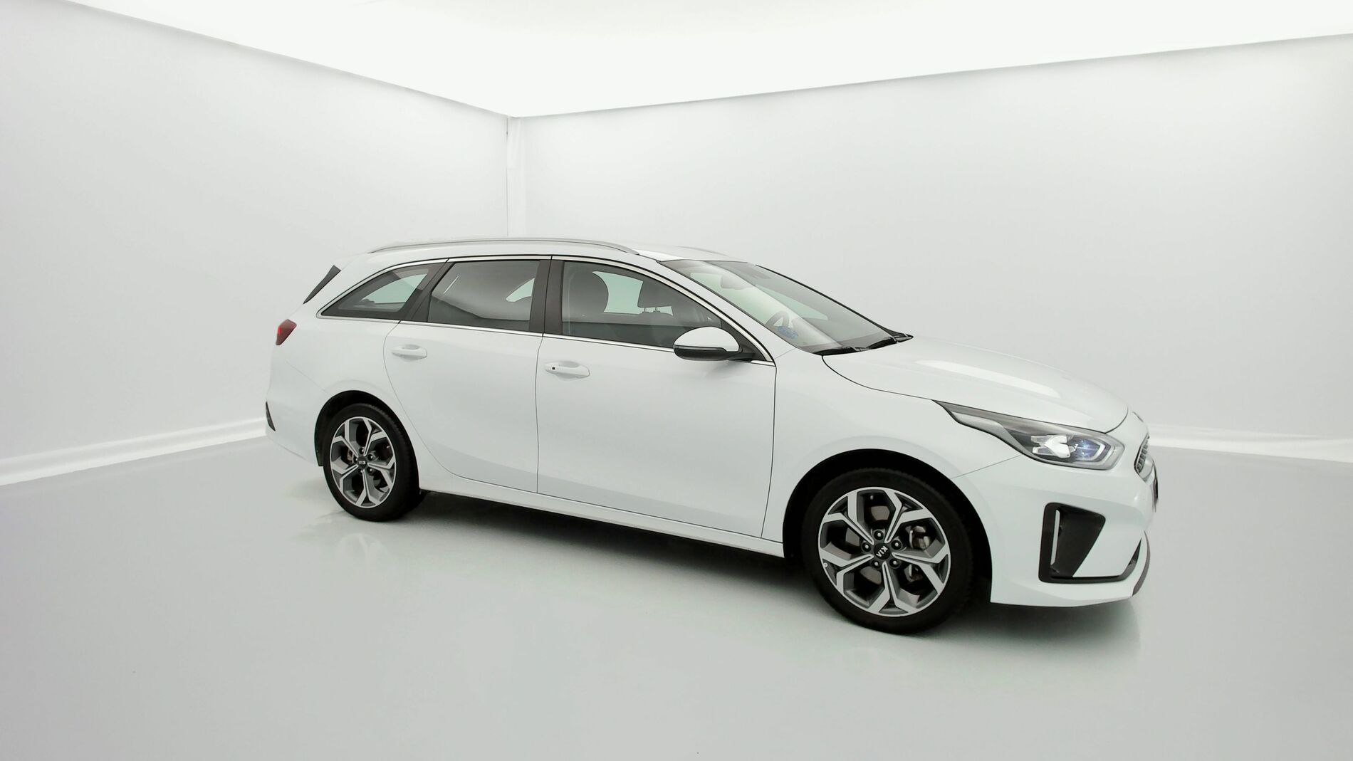 kia ceed tourer etech 1.6 PHEV 141 2021 infrarot 2
